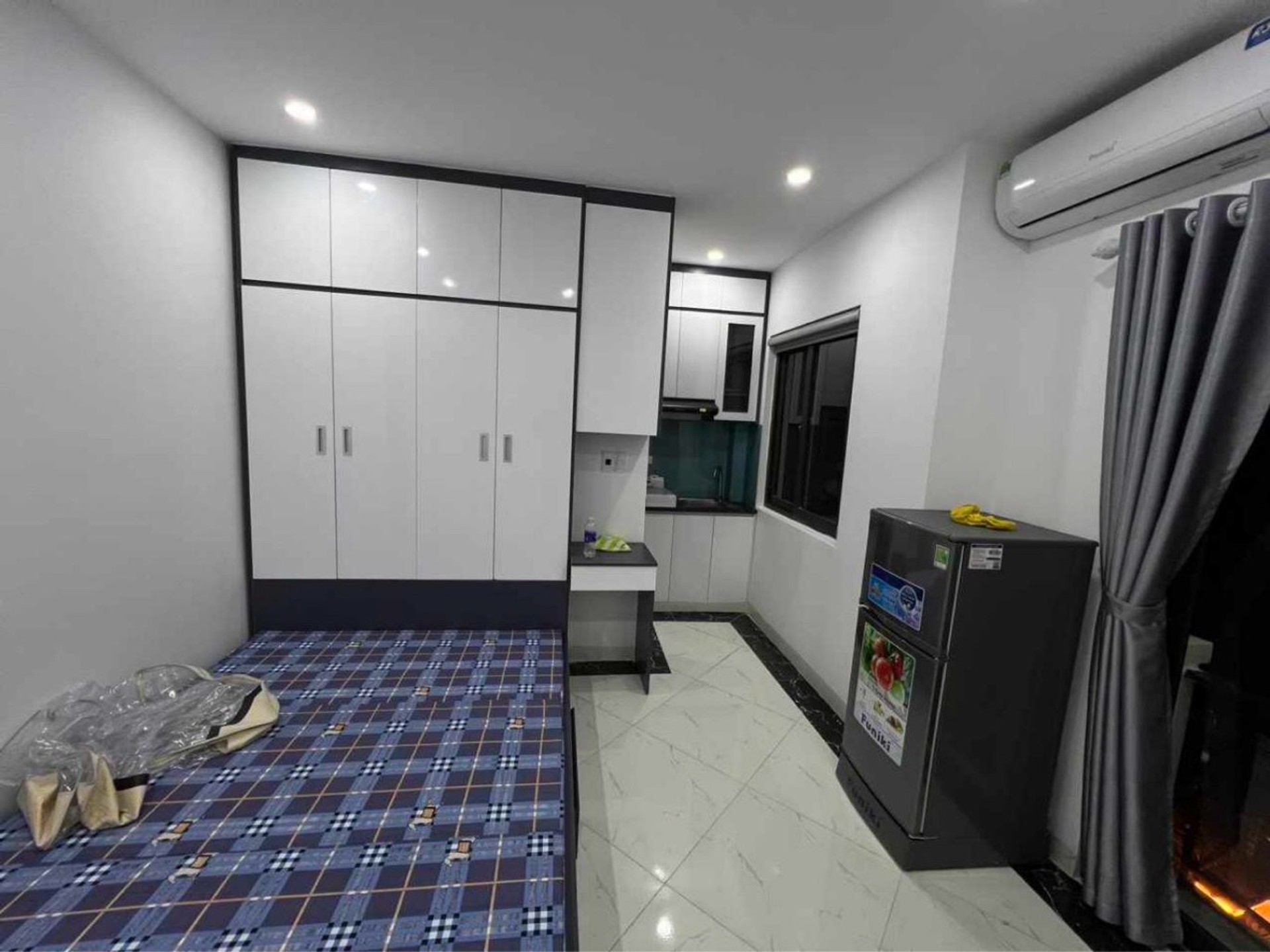 Bán nhà HĐ - diện tích 50m2 7 tầng - CCMN có thang máy - giá 13 tỷ