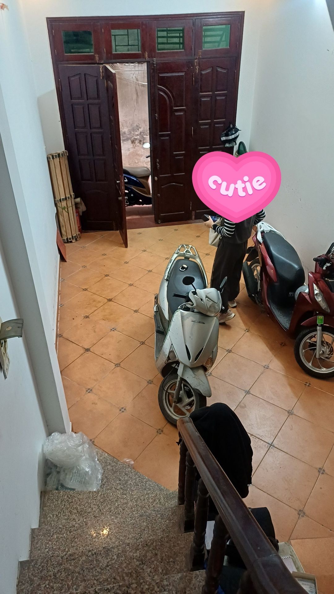 Bán nhà Hoàng Mai - diện tích 40m2 3 tầng - Nhà dân xây - giá 8,3 tỷ