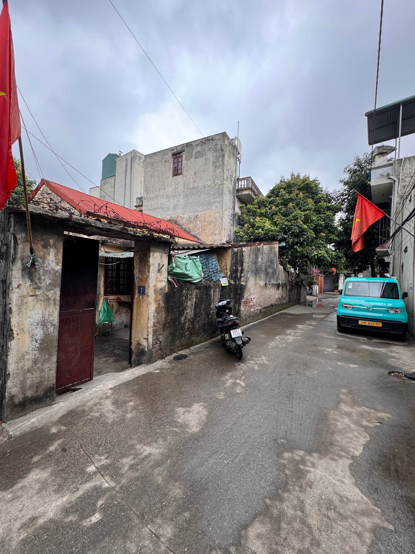 Bán nhà Lĩnh Nam - diện tích 566m2 2 tầng - Mặt tiền siêu rộng - giá 135 tỷ