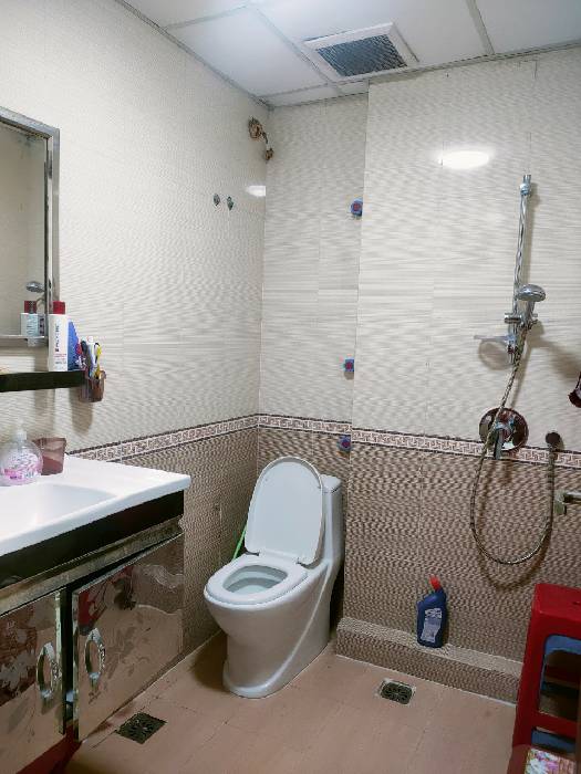 Bán nhà Vĩnh Tuy - diện tích 44m2 5 tầng - Mặt phố - Kinh Doanh Ngày Đêm - giá 17 tỷ