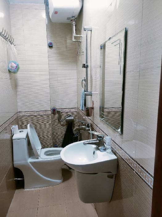 Bán nhà Vĩnh Tuy - diện tích 44m2 5 tầng - Mặt phố - Kinh Doanh Ngày Đêm - giá 17 tỷ