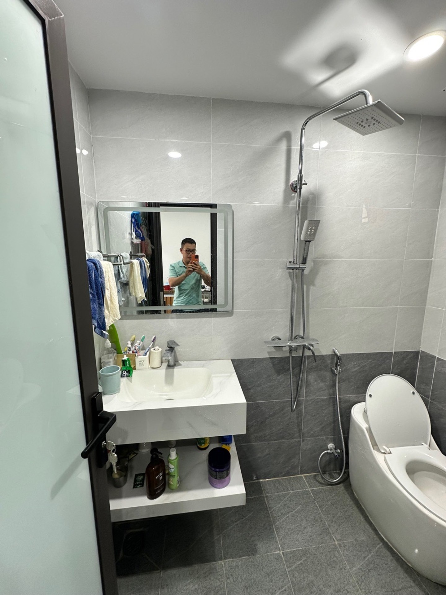 Bán nhà Đền Lừ - diện tích 68m2 1 tầng - Chung cư 2 ngủ - giá 5,4 tỷ