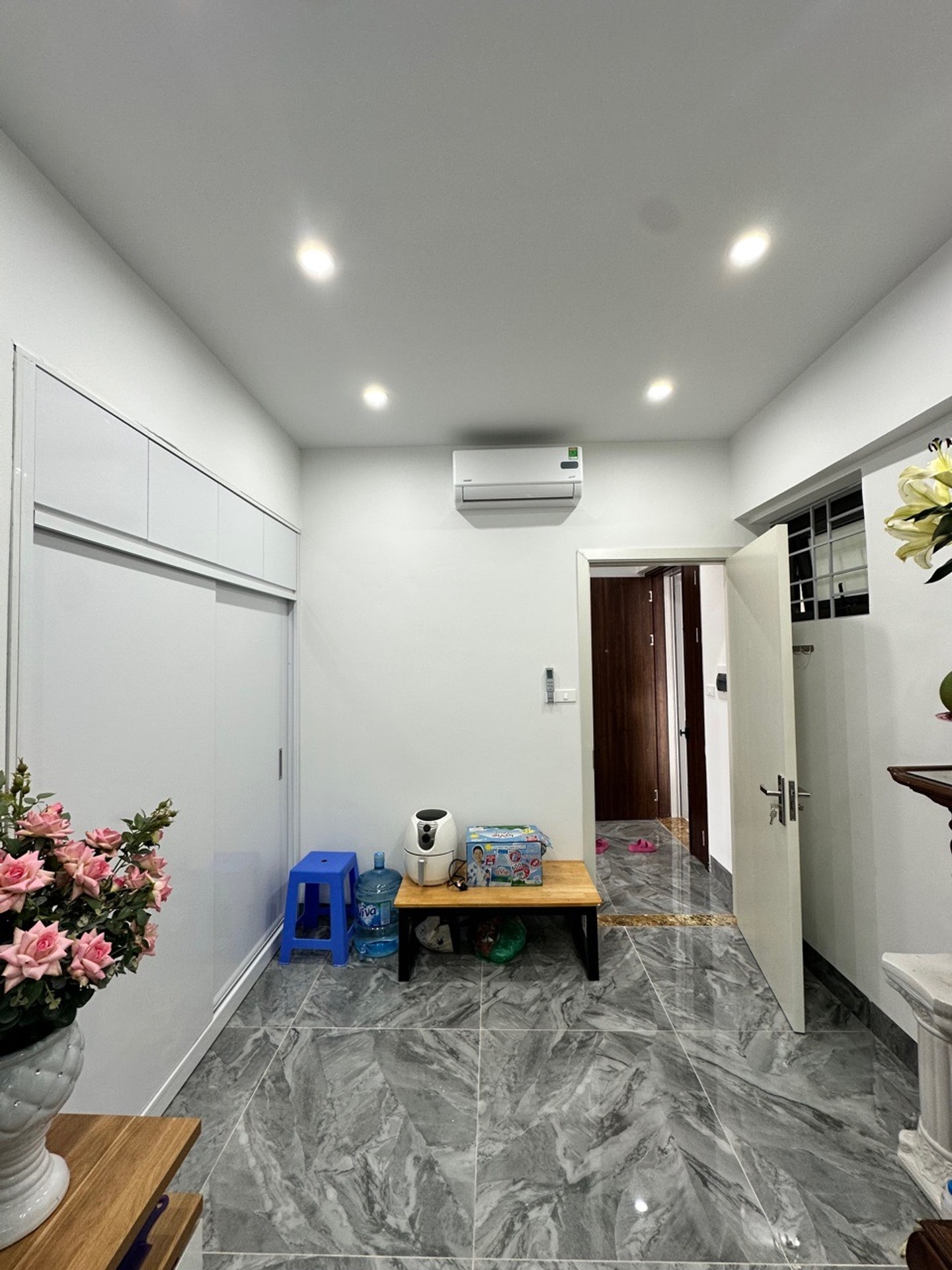Bán nhà Đền Lừ - diện tích 68m2 1 tầng - Chung cư 2 ngủ - giá 5,4 tỷ