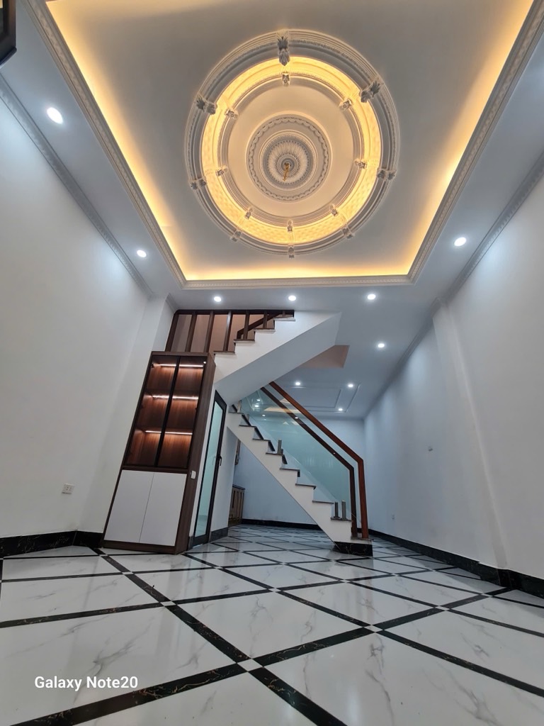 Bán nhà Giải Phóng - diện tích 43m2 5 tầng - Cực hiếm - giá 10,5 tỷ