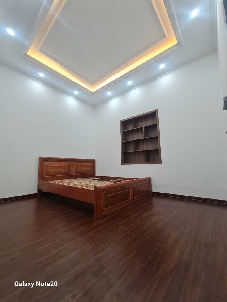 Bán nhà Giải Phóng - diện tích 43m2 5 tầng - Cực hiếm - giá 10,5 tỷ