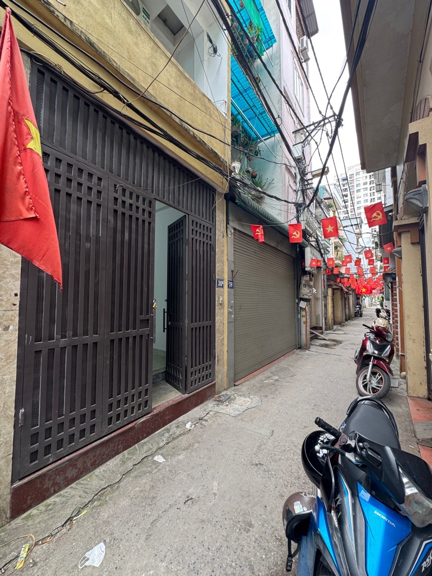 Bán nhà Tam Trinh - diện tích 30m2 2 tầng - mặt ngõ - giá 7,5 tỷ