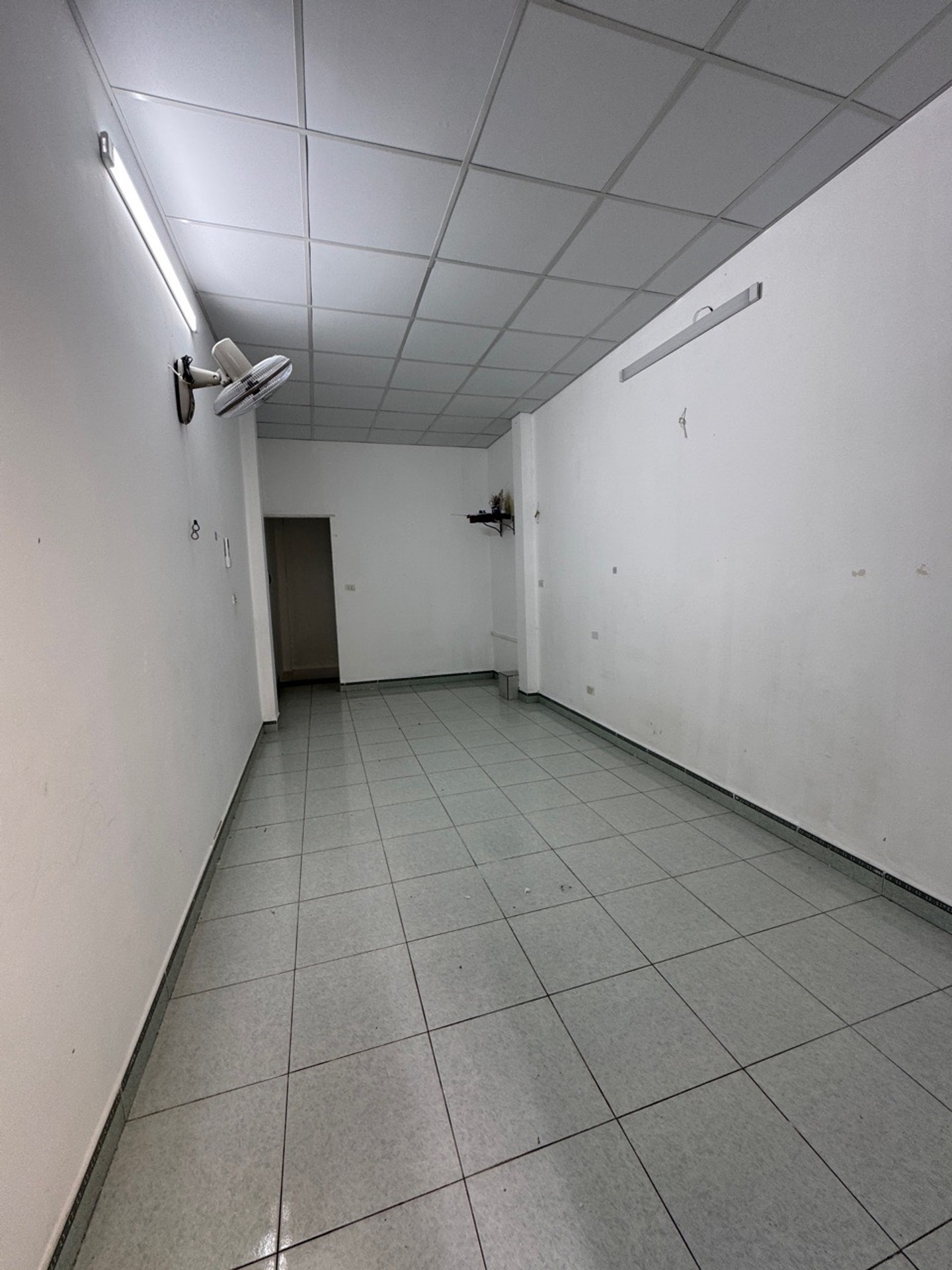 Bán nhà Tam Trinh - diện tích 30m2 2 tầng - mặt ngõ - giá 7,5 tỷ