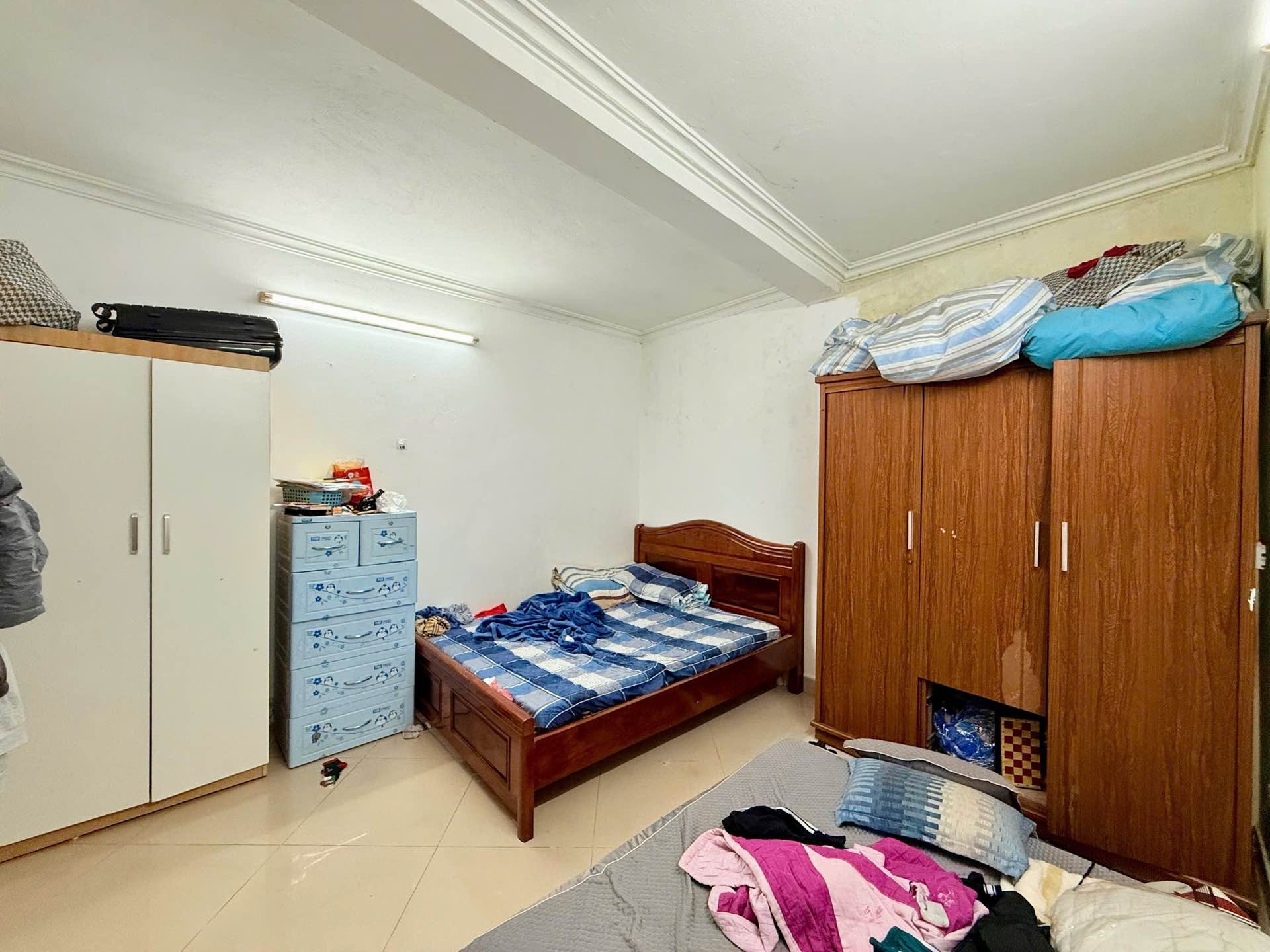 Bán nhà La Thành - diện tích 70m2 4 tầng - Kinh doanh sầm uất - giá 45 tỷ