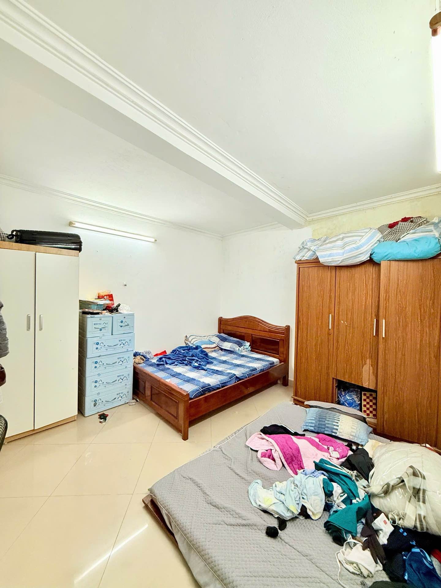 Bán nhà La Thành - diện tích 70m2 4 tầng - Kinh doanh sầm uất - giá 45 tỷ