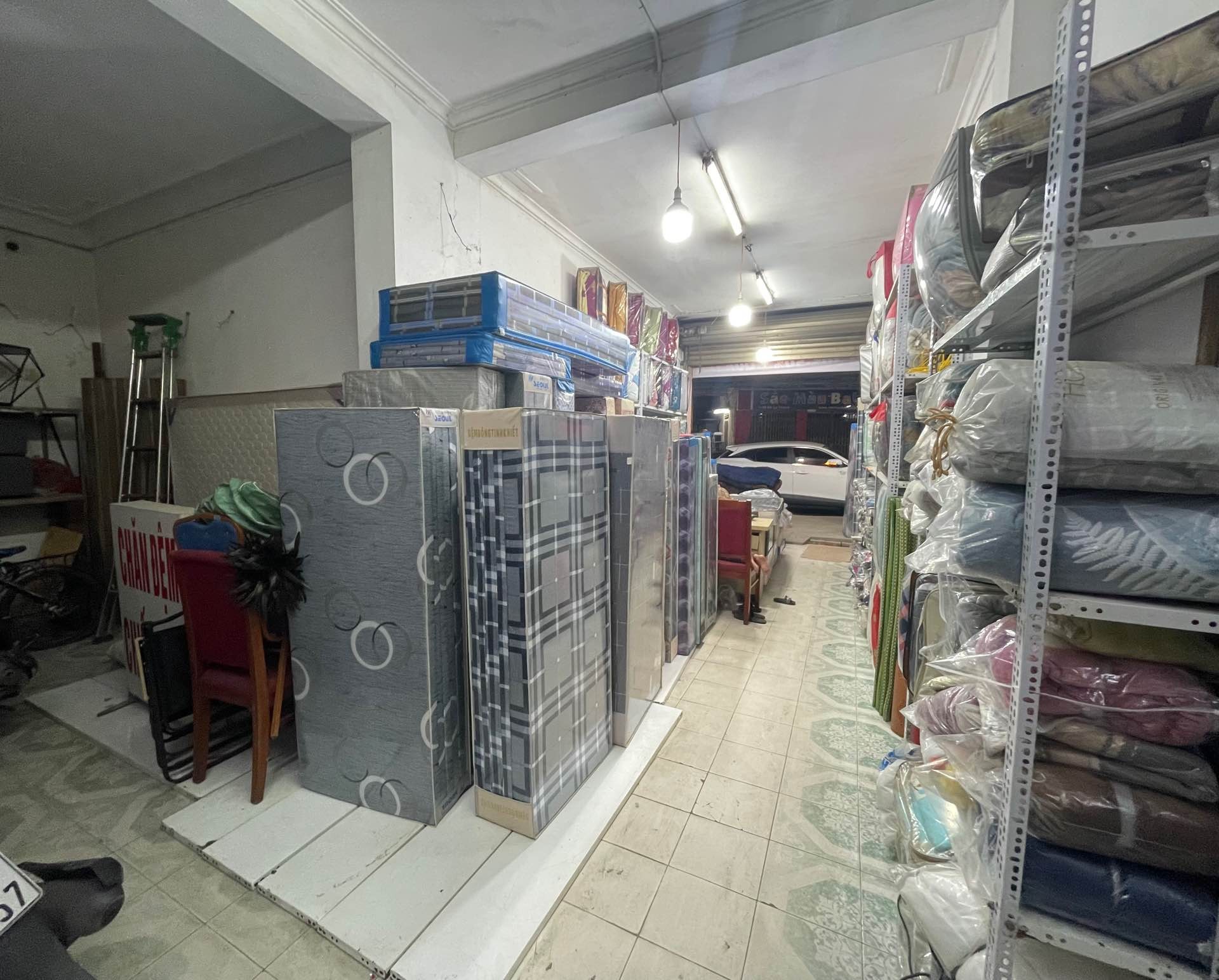 Bán nhà La Thành - diện tích 70m2 4 tầng - Kinh doanh sầm uất - giá 45 tỷ