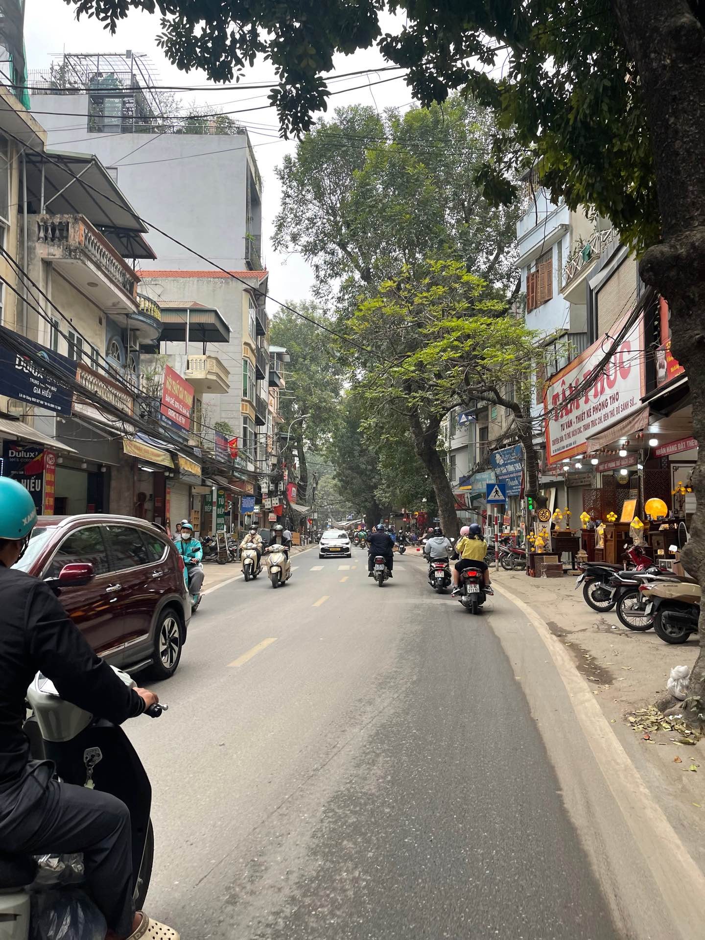 Bán nhà La Thành - diện tích 70m2 4 tầng - Kinh doanh sầm uất - giá 45 tỷ