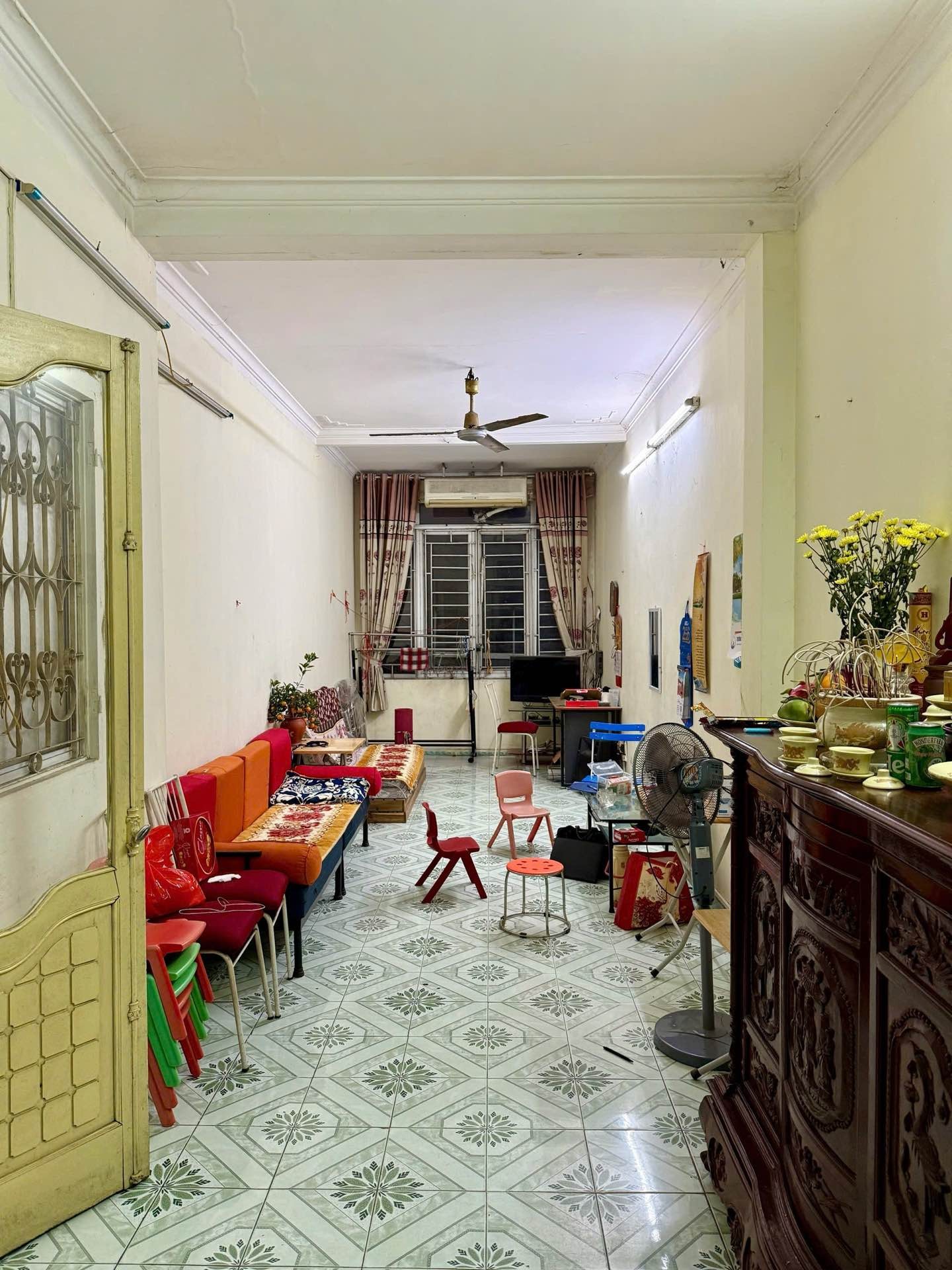 Bán nhà La Thành - diện tích 70m2 4 tầng - Kinh doanh sầm uất - giá 45 tỷ