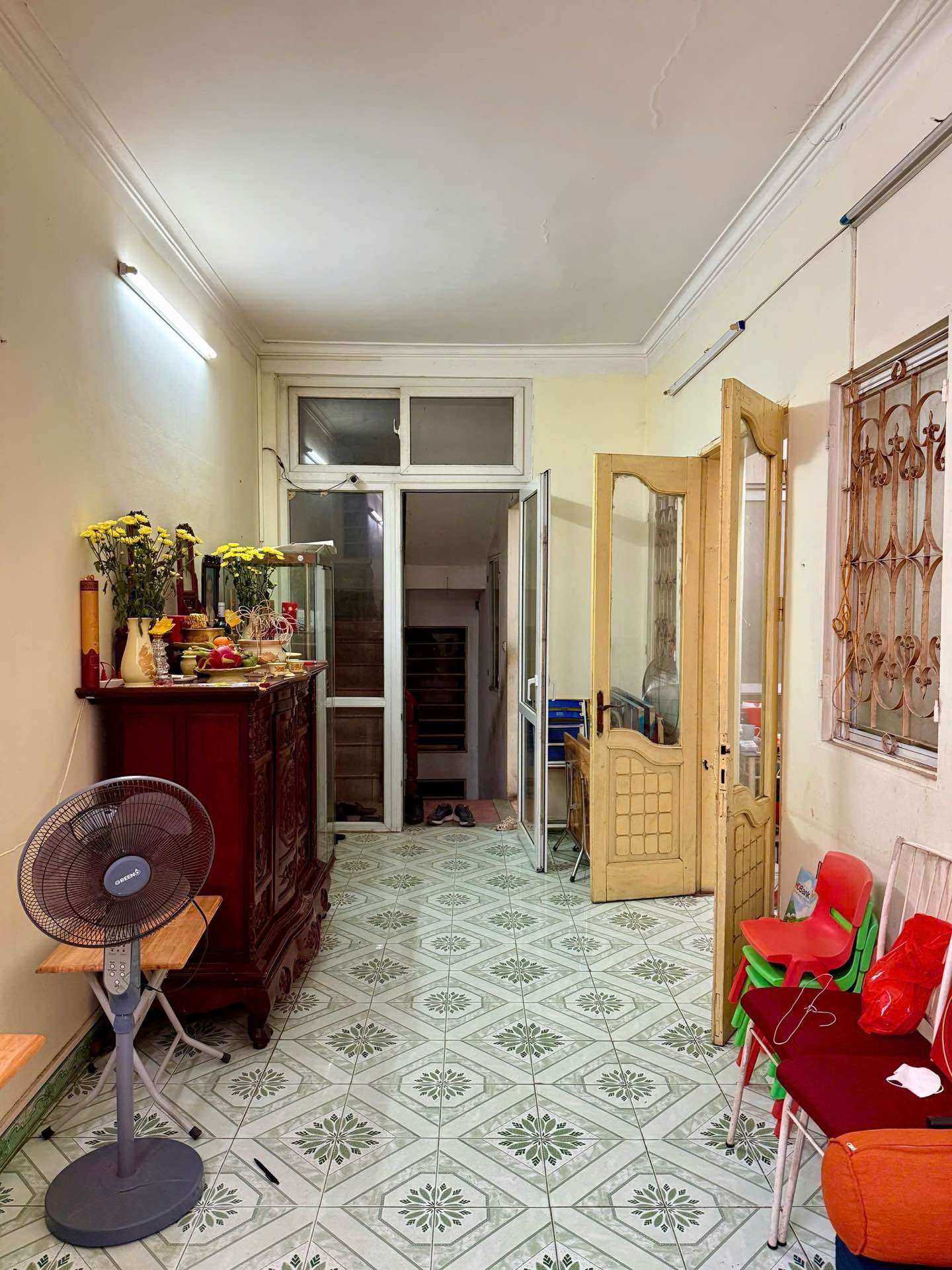 Bán nhà La Thành - diện tích 70m2 4 tầng - Kinh doanh sầm uất - giá 45 tỷ