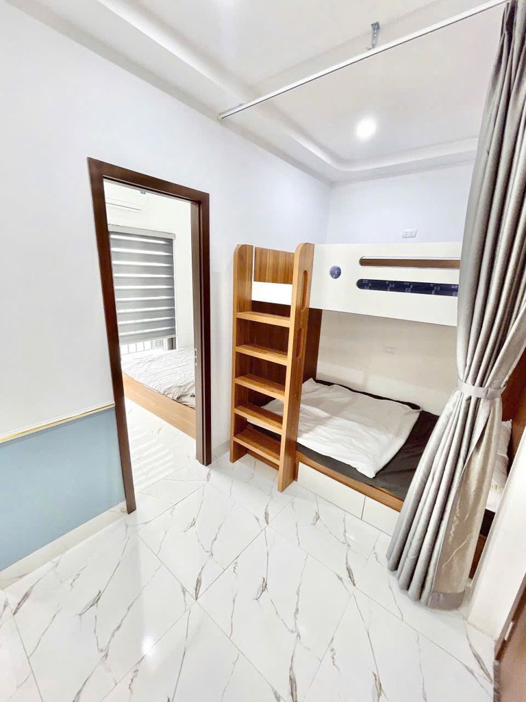Bán nhà Ngõ Gốc Đề - diện tích 68m2 7 tầng - Gốc Đề - giá 21 tỷ