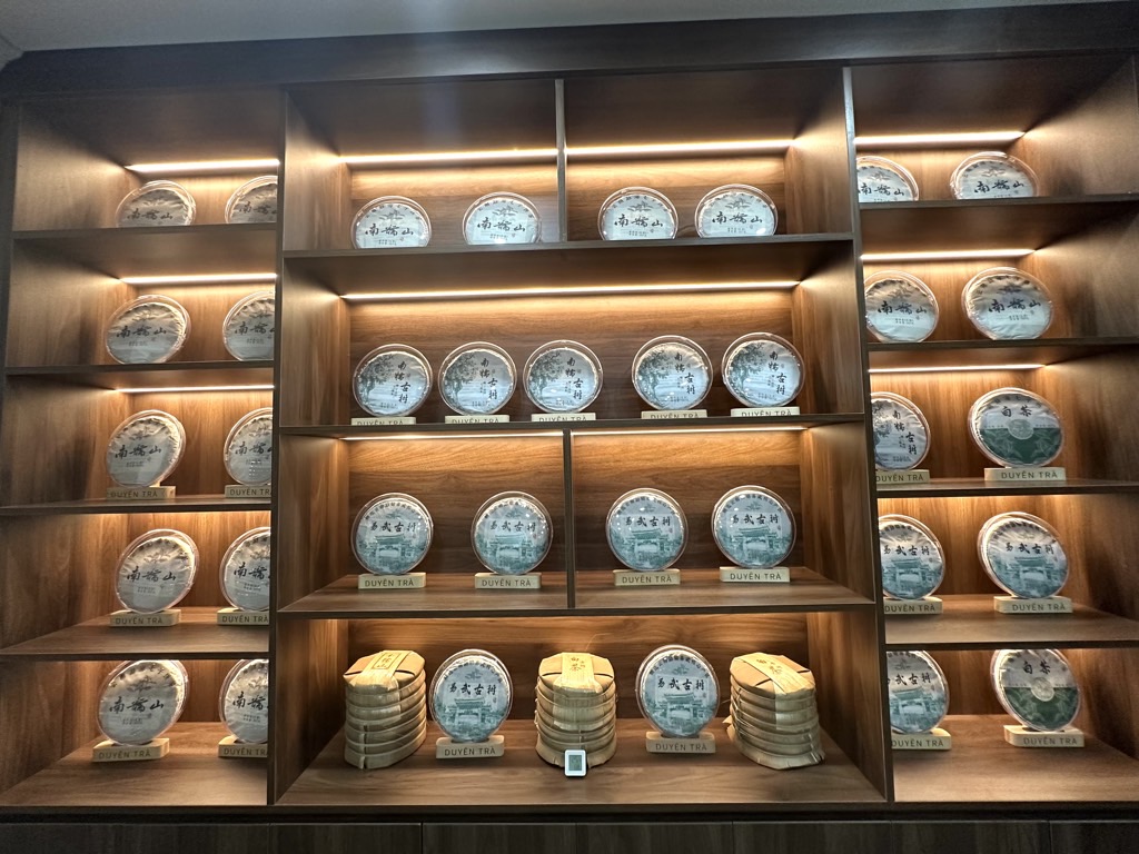 Bán nhà Đền Lừ 1 - diện tích 53m2 7 tầng - Nhà hai mặt ngõ ô tô - giá 35 tỷ