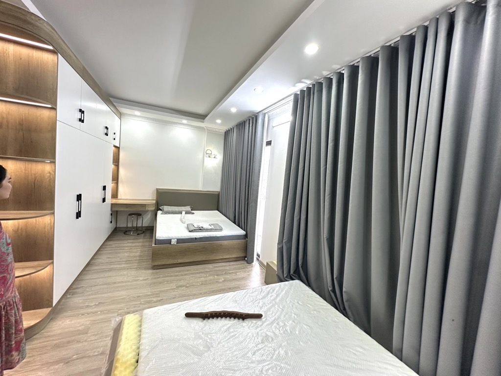 Bán nhà Đền Lừ 1 - diện tích 53m2 7 tầng - Nhà hai mặt ngõ ô tô - giá 35 tỷ