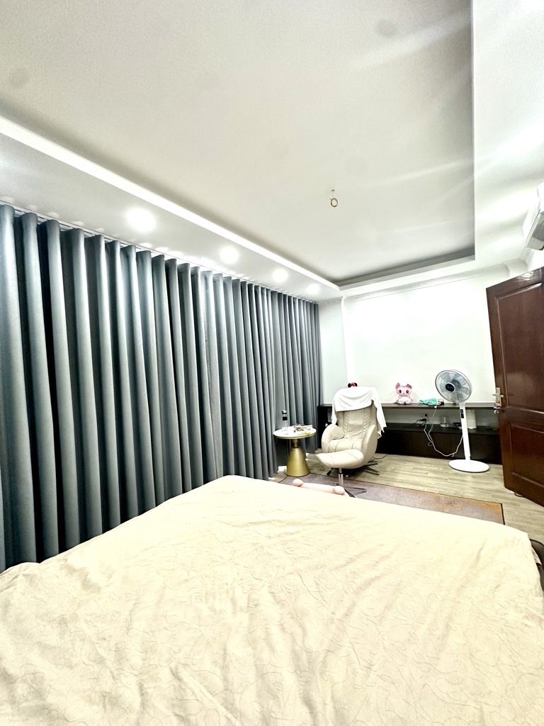 Bán nhà Đền Lừ 1 - diện tích 53m2 7 tầng - Nhà hai mặt ngõ ô tô - giá 35 tỷ