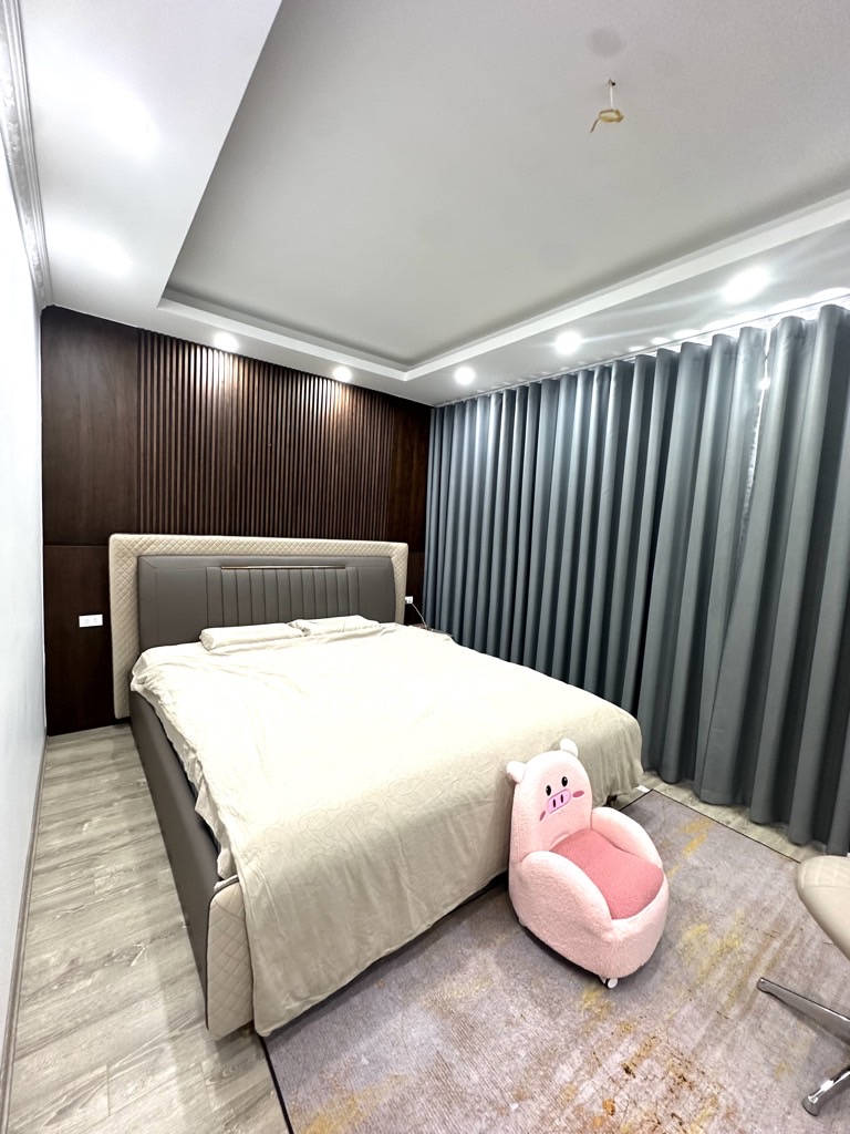 Bán nhà Đền Lừ 1 - diện tích 53m2 7 tầng - Nhà hai mặt ngõ ô tô - giá 35 tỷ