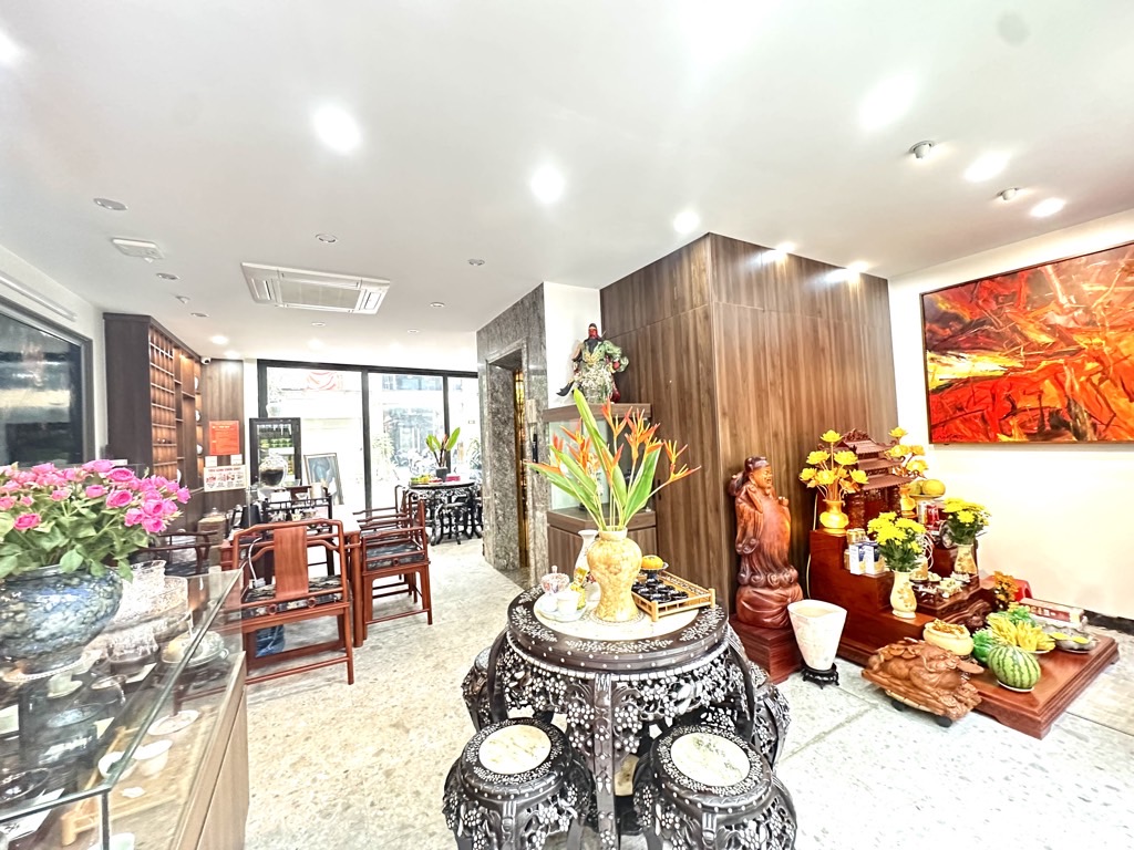 Bán nhà Đền Lừ 1 - diện tích 53m2 7 tầng - Nhà hai mặt ngõ ô tô - giá 35 tỷ