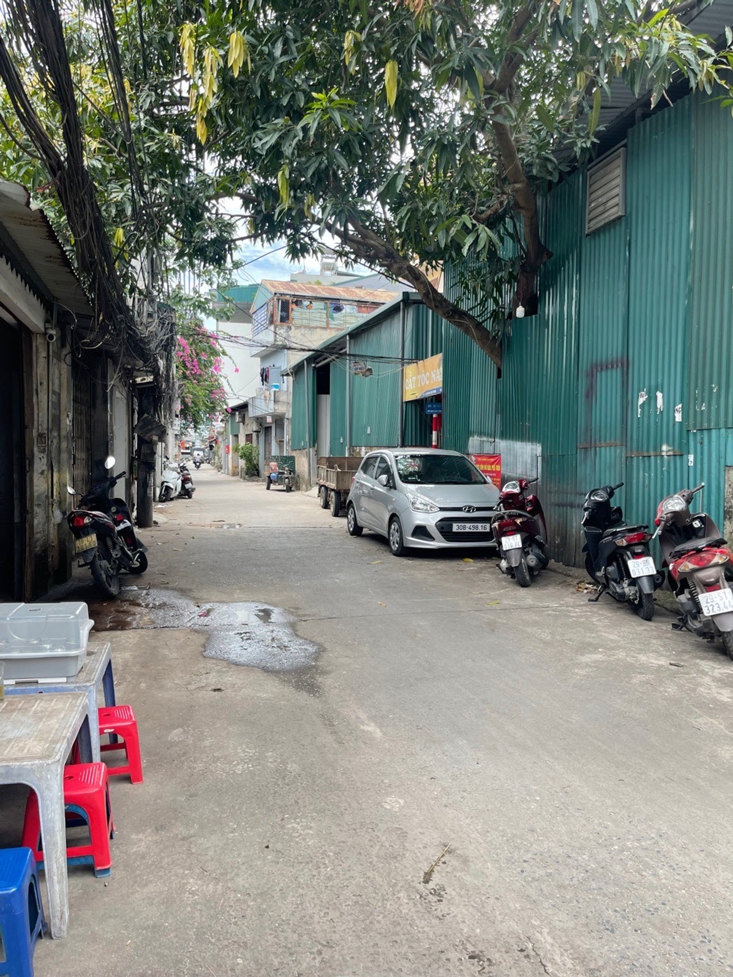 Bán nhà Định Công Thượng - diện tích 41m2 1 tầng - Đất làng xóm - giá 1,9 tỷ