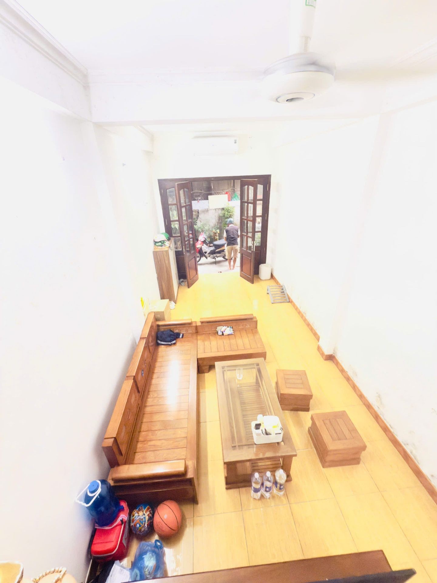 Bán nhà Nguyễn Khoái - diện tích 31m2 3 tầng - gần ô tô - giá 6,2 tỷ