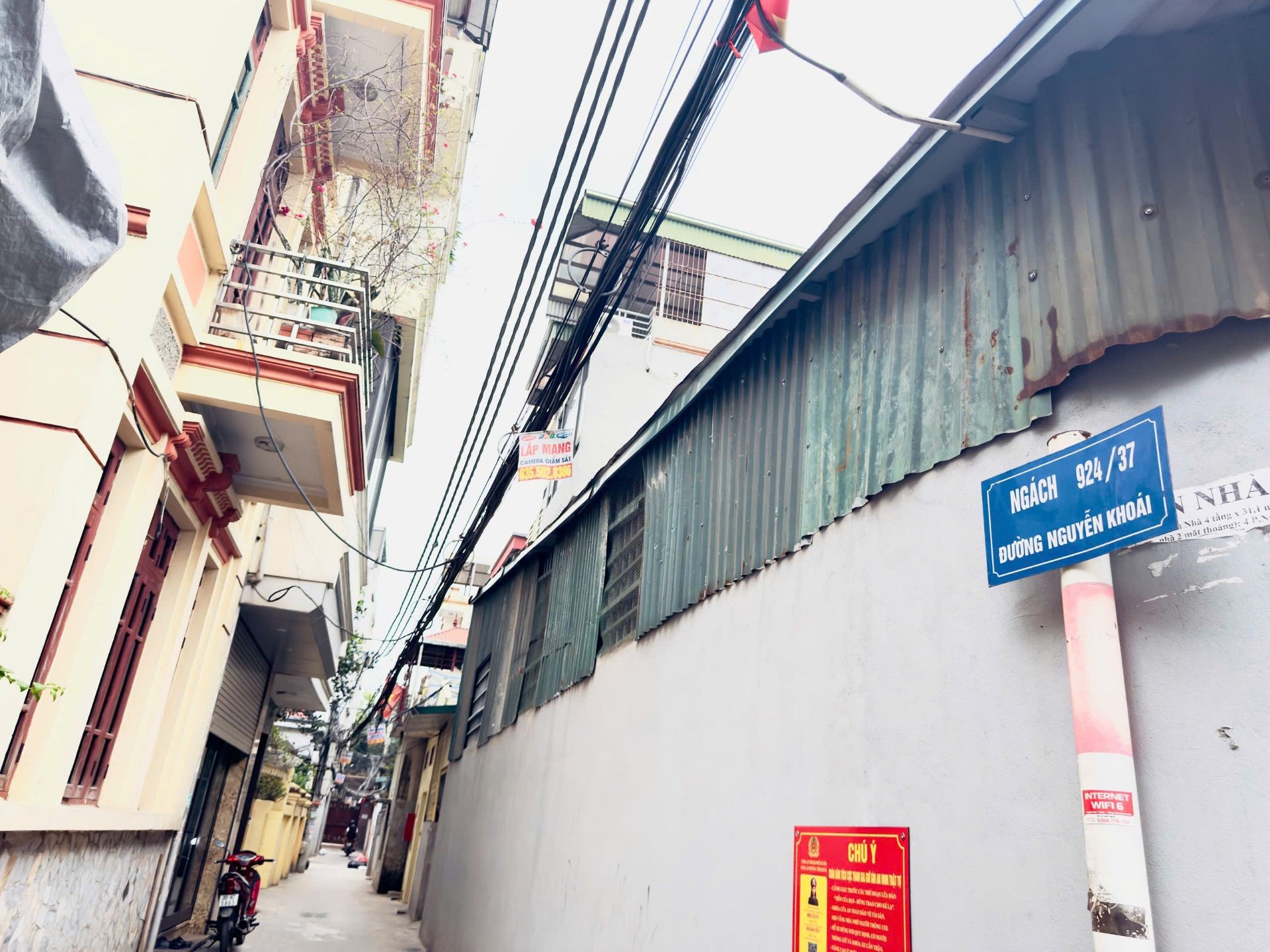Bán nhà Nguyễn Khoái - diện tích 31m2 3 tầng - gần ô tô - giá 6,2 tỷ