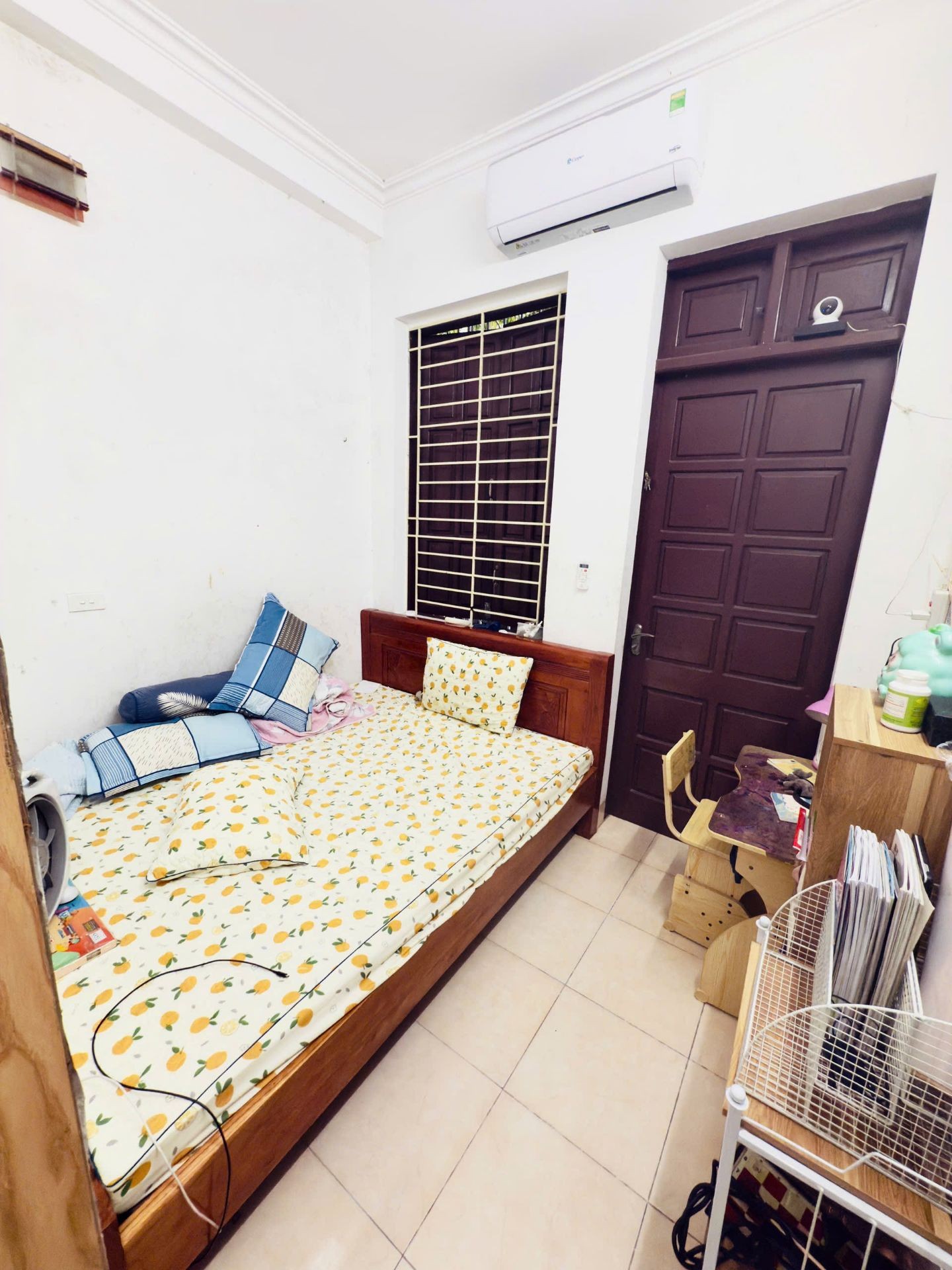 Bán nhà Nguyễn Khoái - diện tích 31m2 3 tầng - gần ô tô - giá 6,2 tỷ