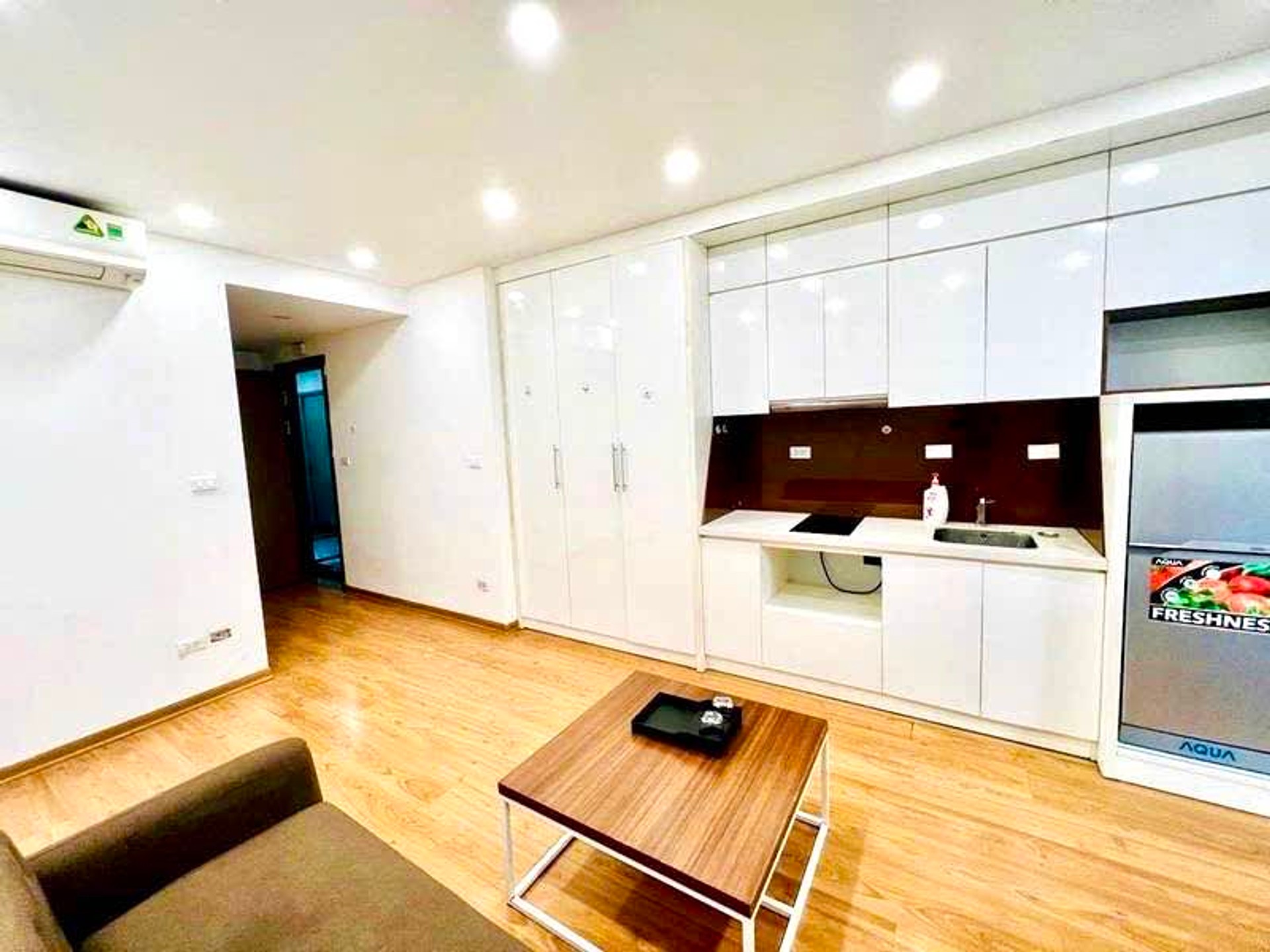 Bán nhà Trần Duy Hưng - diện tích 148m2 8 tầng - Mặt tiền quyền lực - giá 42,86 tỷ