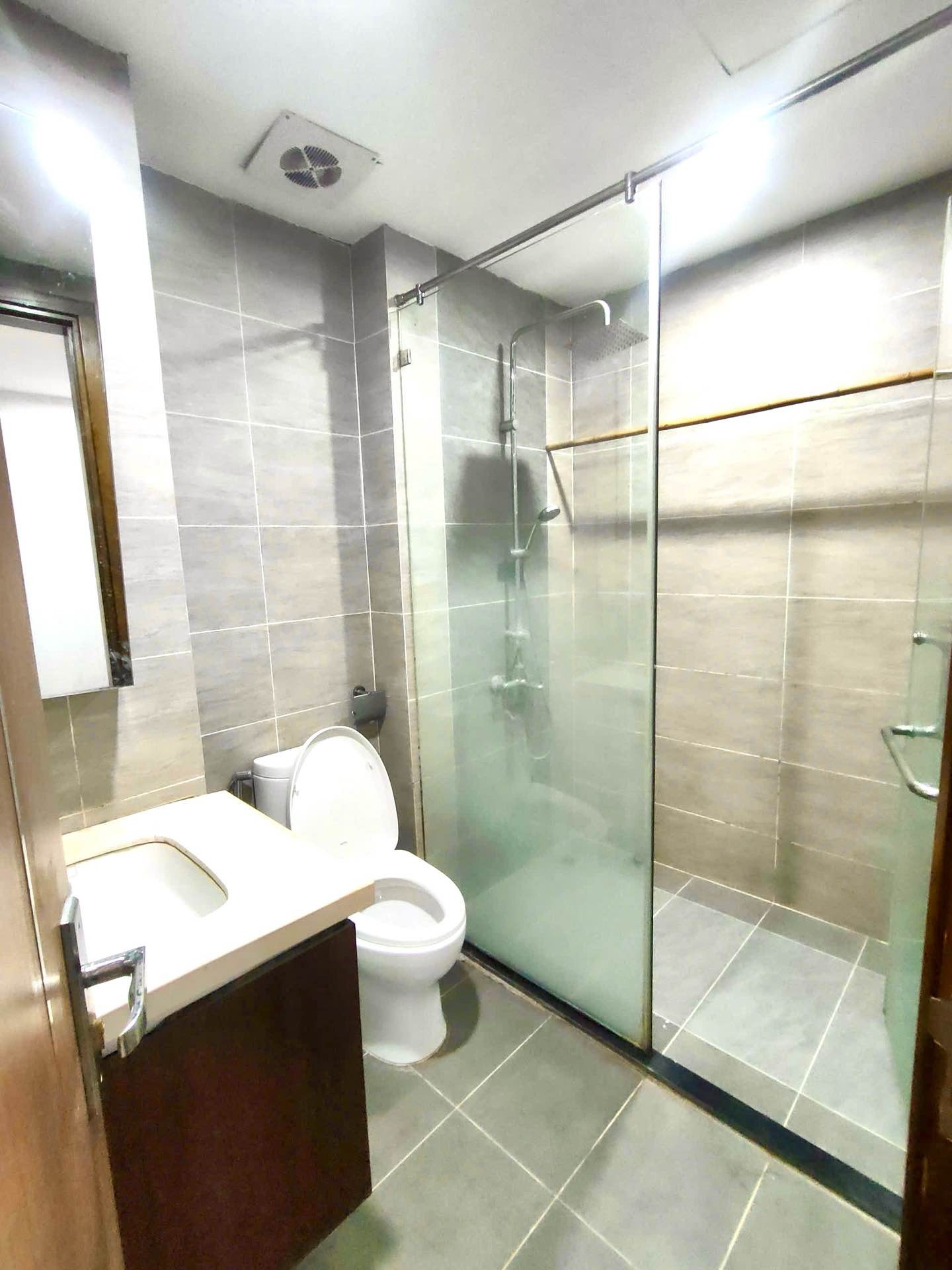 Bán nhà Trần Duy Hưng - diện tích 148m2 8 tầng - Mặt tiền quyền lực - giá 42,86 tỷ