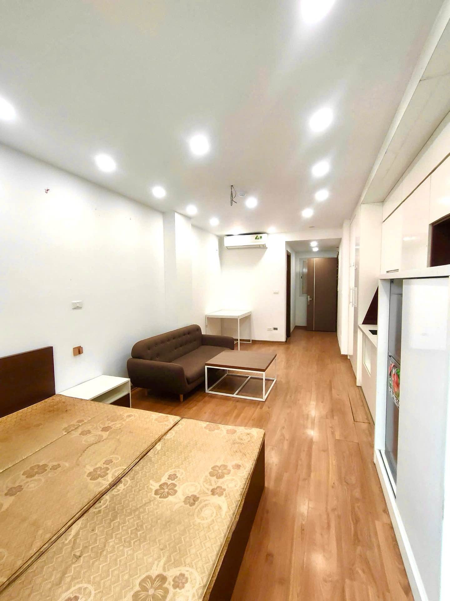 Bán nhà Trần Duy Hưng - diện tích 148m2 8 tầng - Mặt tiền quyền lực - giá 42,86 tỷ