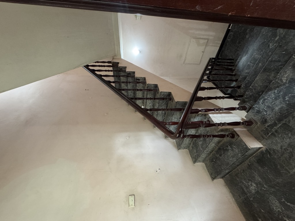 Bán nhà Nguyễn Khoái - diện tích 53m2 4 tầng - 2 mặt thoáng - giá 8,7 tỷ