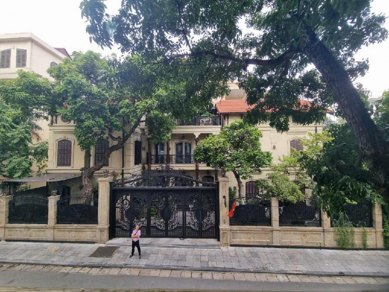 Bán nhà Trần Quốc Toản - diện tích 100m2 4 tầng - Mặt phố cổ VIP - giá 79 tỷ