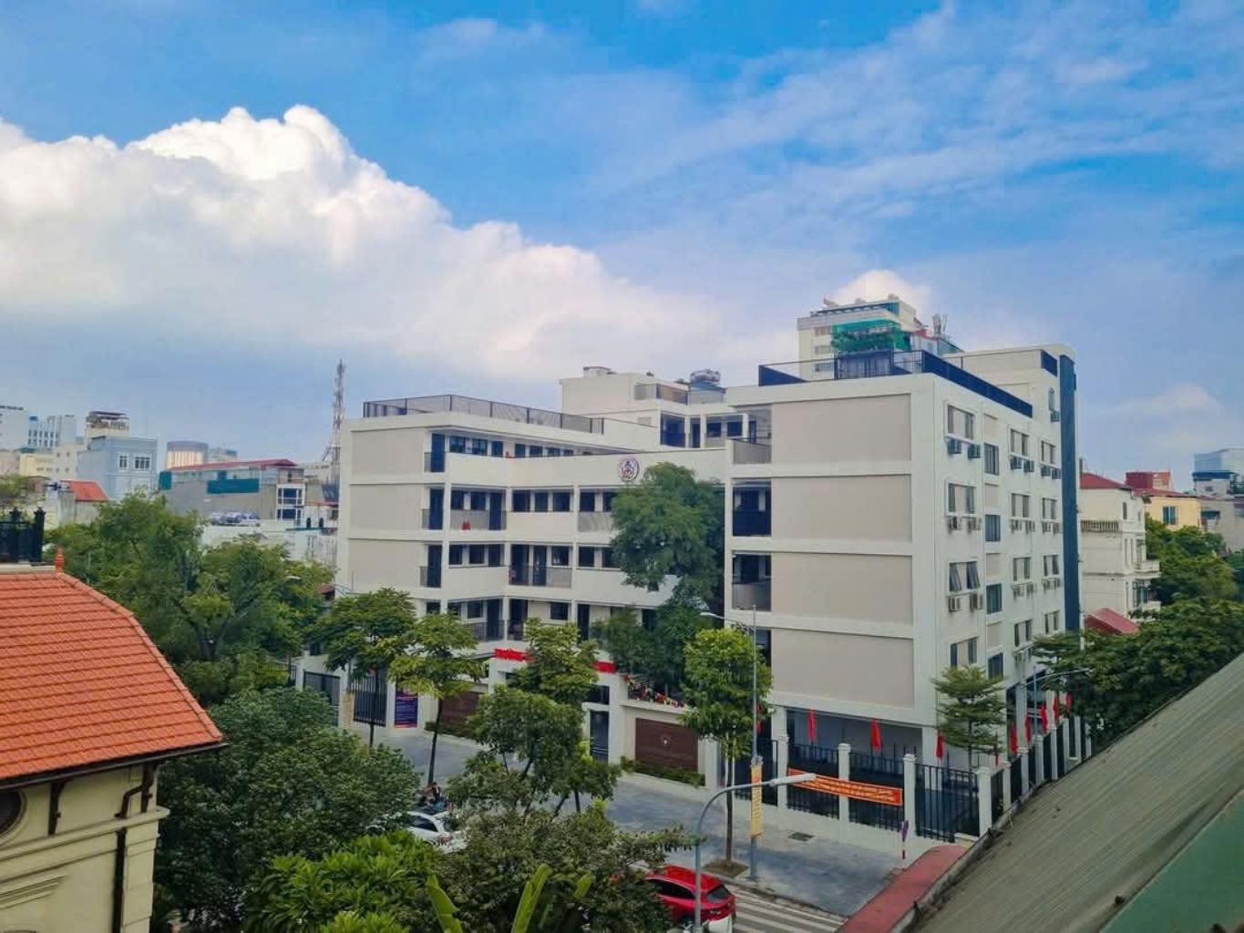 Bán nhà Trần Quốc Toản - diện tích 100m2 4 tầng - Mặt phố cổ VIP - giá 79 tỷ