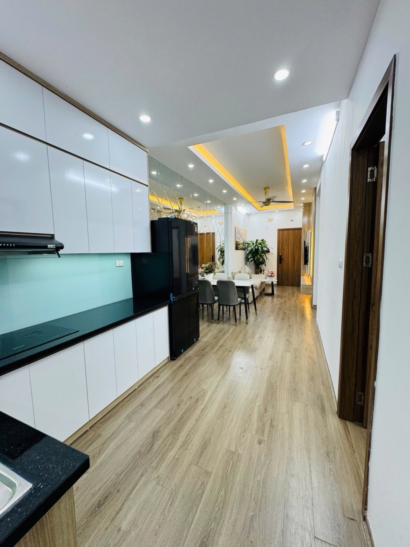 Bán nhà Nguyễn Xiển - diện tích 65m2 1 tầng - nhà đẹp hiếm có - giá 4,68 tỷ