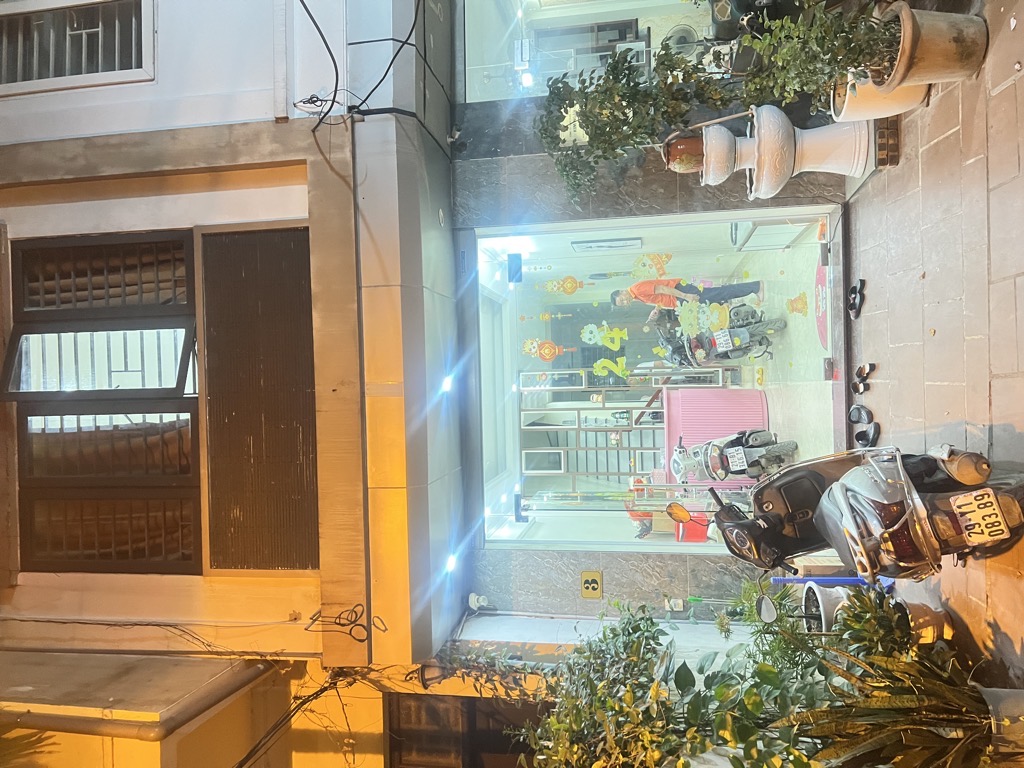 Bán nhà Định Công Thượng - diện tích 36m2 5 tầng - nhà mới chắc chắn, thoáng trước sau - giá 12,6 tỷ