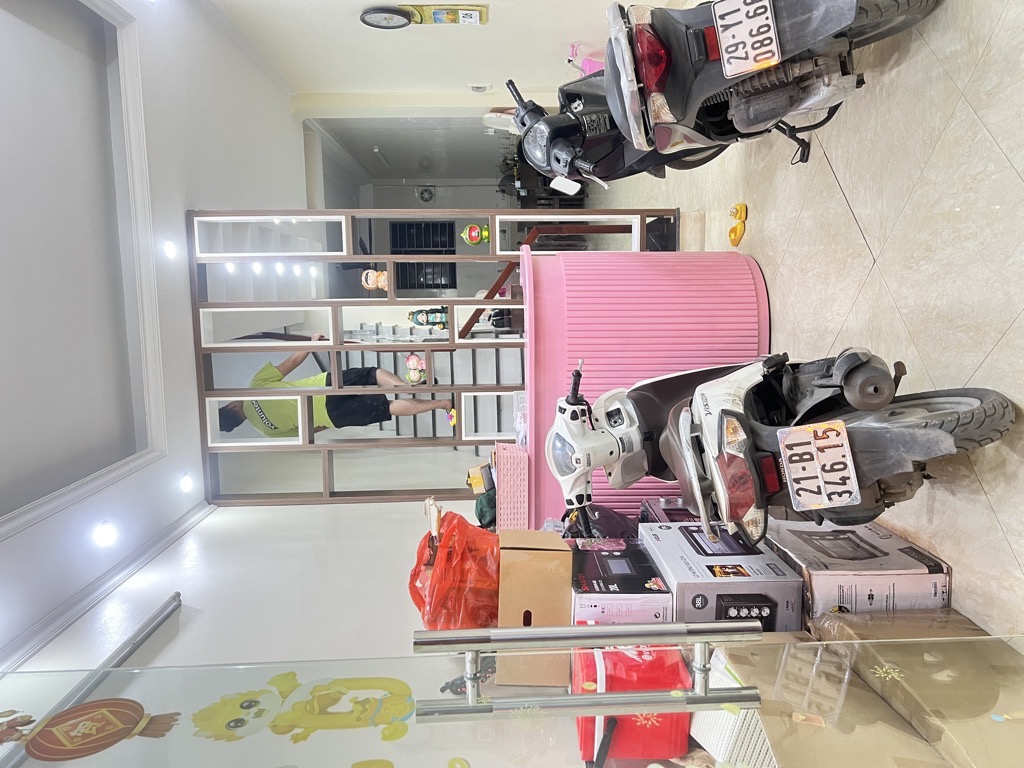 Bán nhà Định Công Thượng - diện tích 36m2 5 tầng - nhà mới chắc chắn, thoáng trước sau - giá 12,6 tỷ