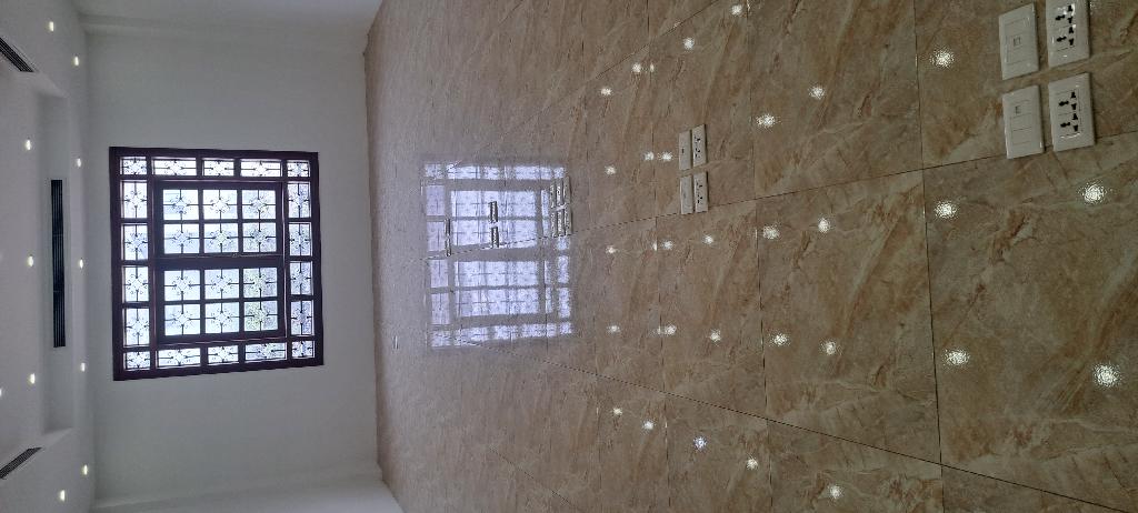 Bán nhà Âu Cơ - diện tích 128m2 7 tầng - MẶT PHỐ LỚN, KINH DOANH SẦM UẤT - giá 56 tỷ