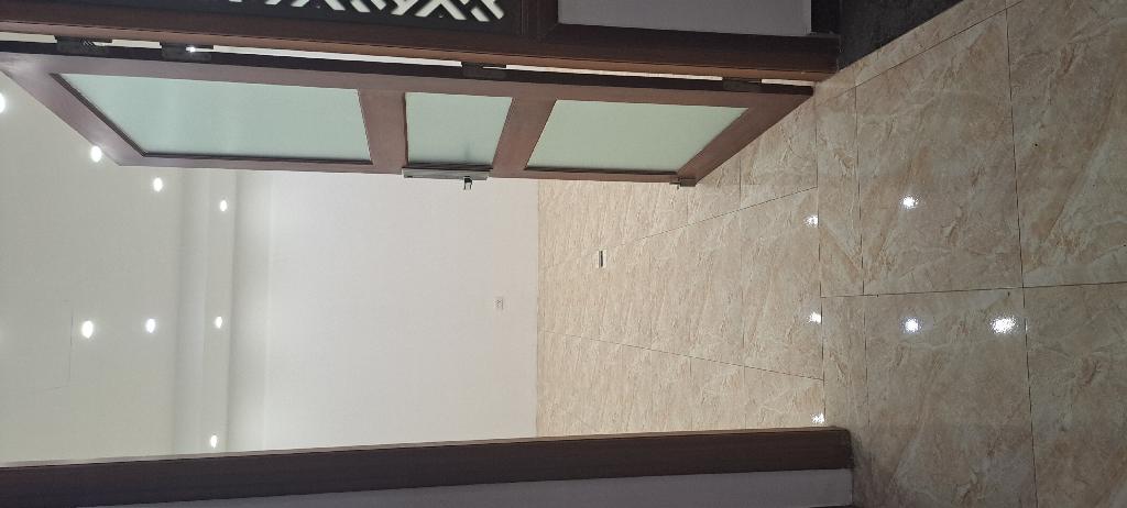 Bán nhà Âu Cơ - diện tích 128m2 7 tầng - MẶT PHỐ LỚN, KINH DOANH SẦM UẤT - giá 56 tỷ