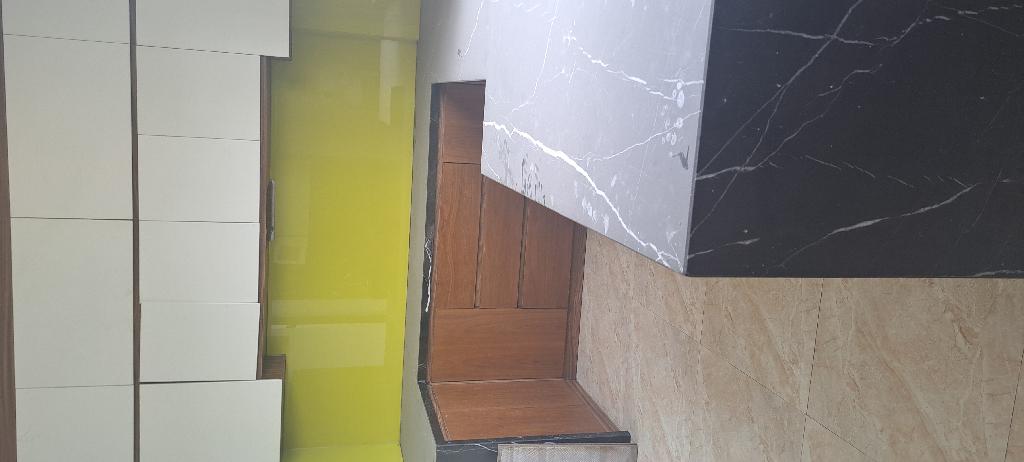 Bán nhà Âu Cơ - diện tích 128m2 7 tầng - MẶT PHỐ LỚN, KINH DOANH SẦM UẤT - giá 56 tỷ