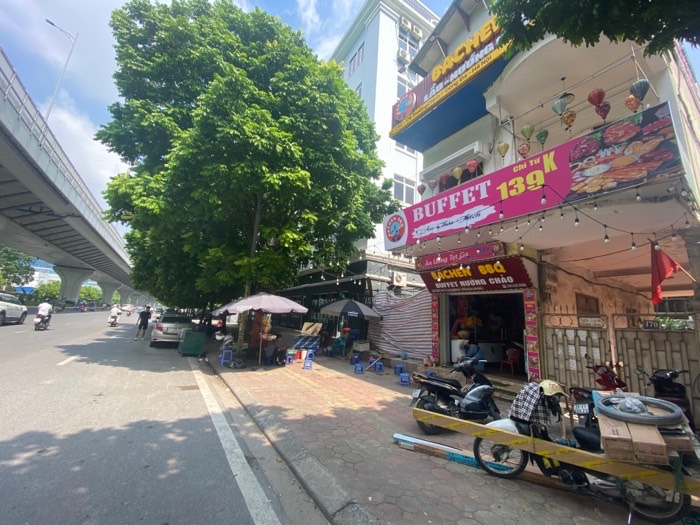 Bán nhà Trường Chinh - diện tích 680m2 3 tầng - Đang cập nhật - giá 250 tỷ