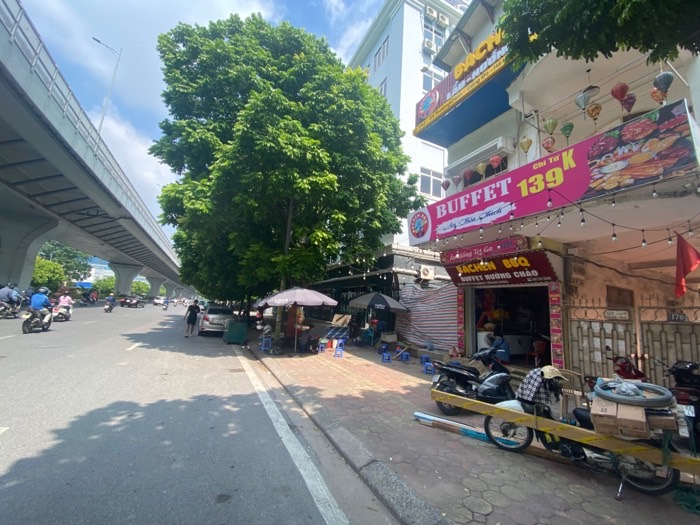 Bán nhà Trường Chinh - diện tích 680m2 3 tầng - Đang cập nhật - giá 250 tỷ