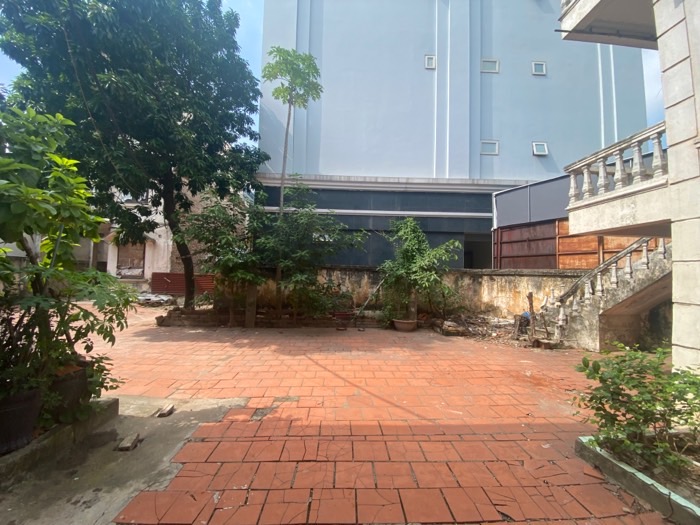 Bán nhà Trường Chinh - diện tích 680m2 3 tầng - Đang cập nhật - giá 250 tỷ