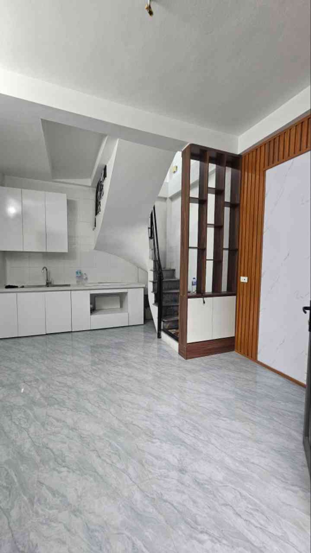 Bán nhà Đông Thiên - diện tích 19m2 4 tầng - Lô góc không quy hoạch - giá 3,28 tỷ