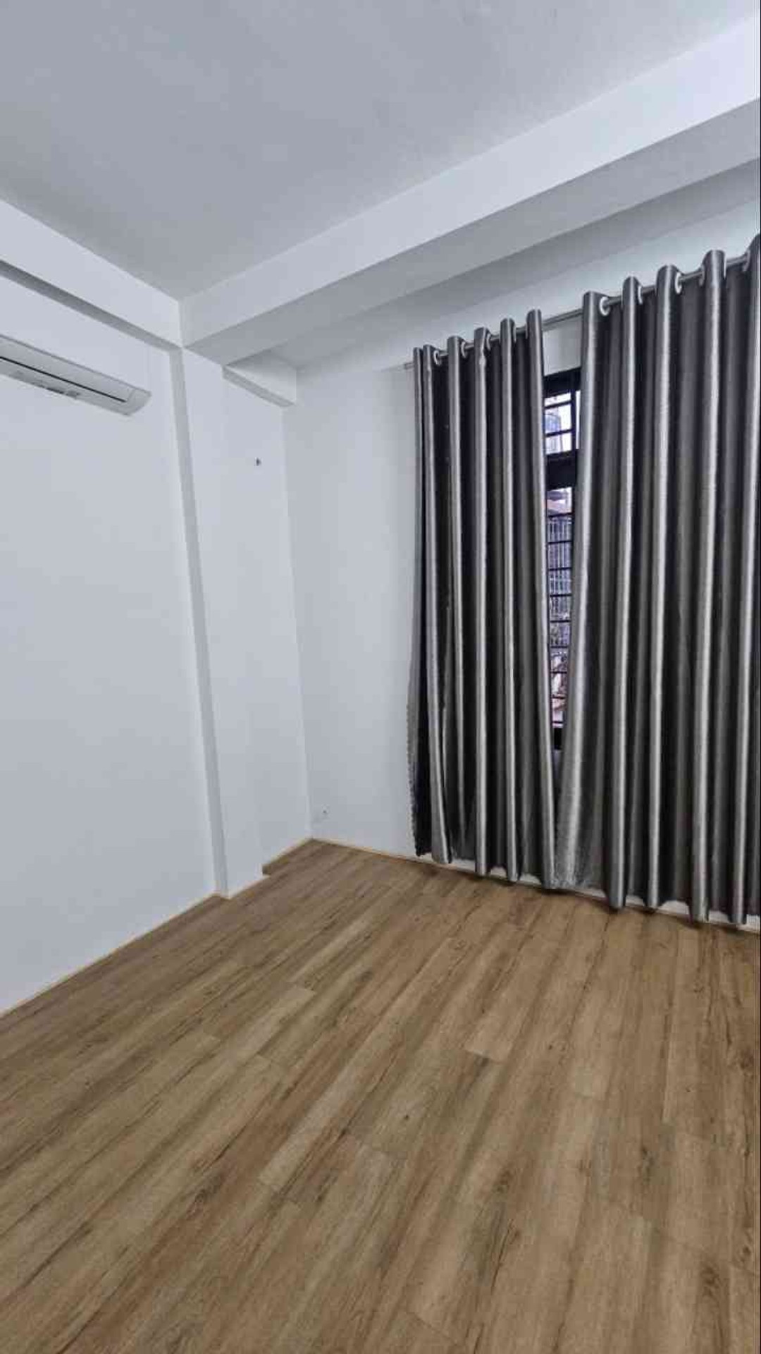 Bán nhà Đông Thiên - diện tích 19m2 4 tầng - Lô góc không quy hoạch - giá 3,28 tỷ