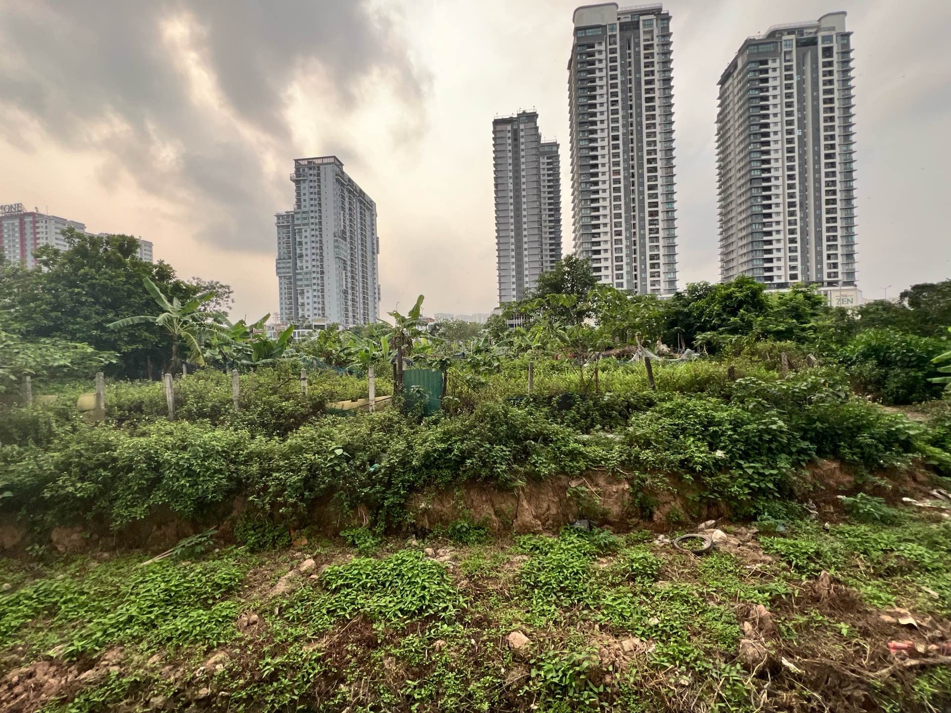 Bán nhà Hoàng Mai - diện tích 216m2 0 tầng - Đất nông nghiệp 20 năm - giá 6 tỷ