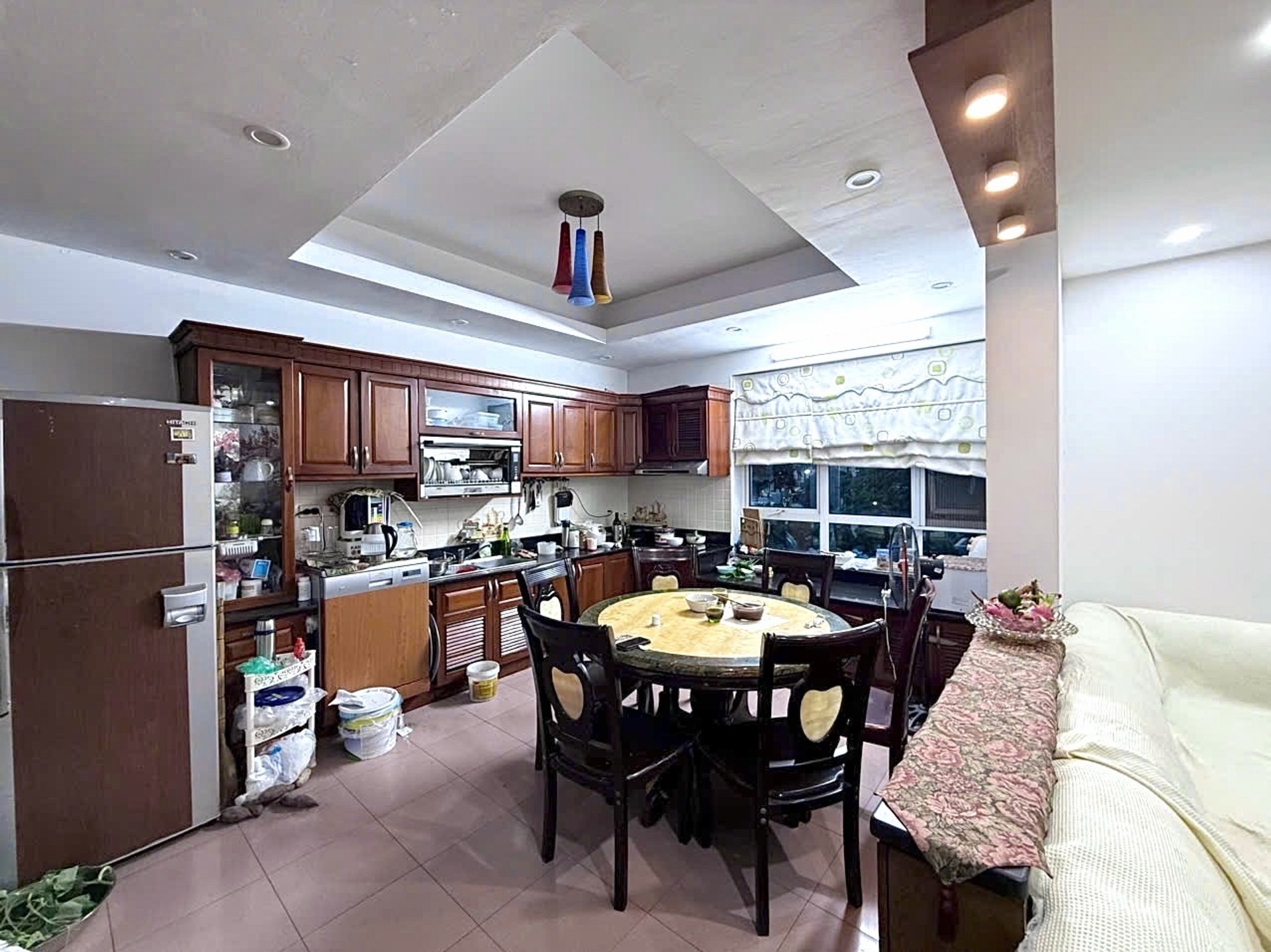 Bán nhà Nguyễn Lân - diện tích 76m2 5 tầng - Lô góc, mặt phố - giá 37,6 tỷ