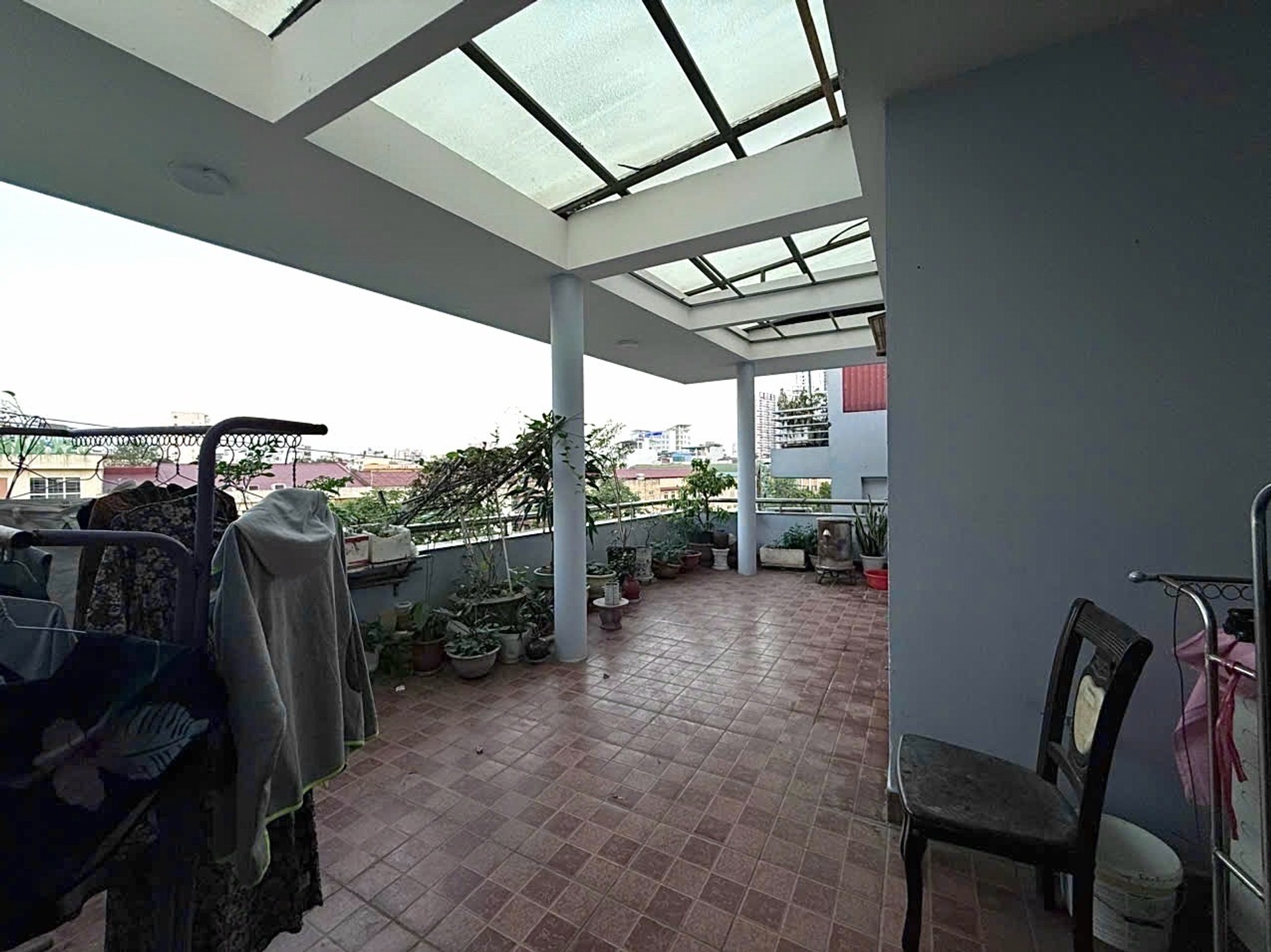 Bán nhà Nguyễn Lân - diện tích 76m2 5 tầng - Lô góc, mặt phố - giá 37,6 tỷ
