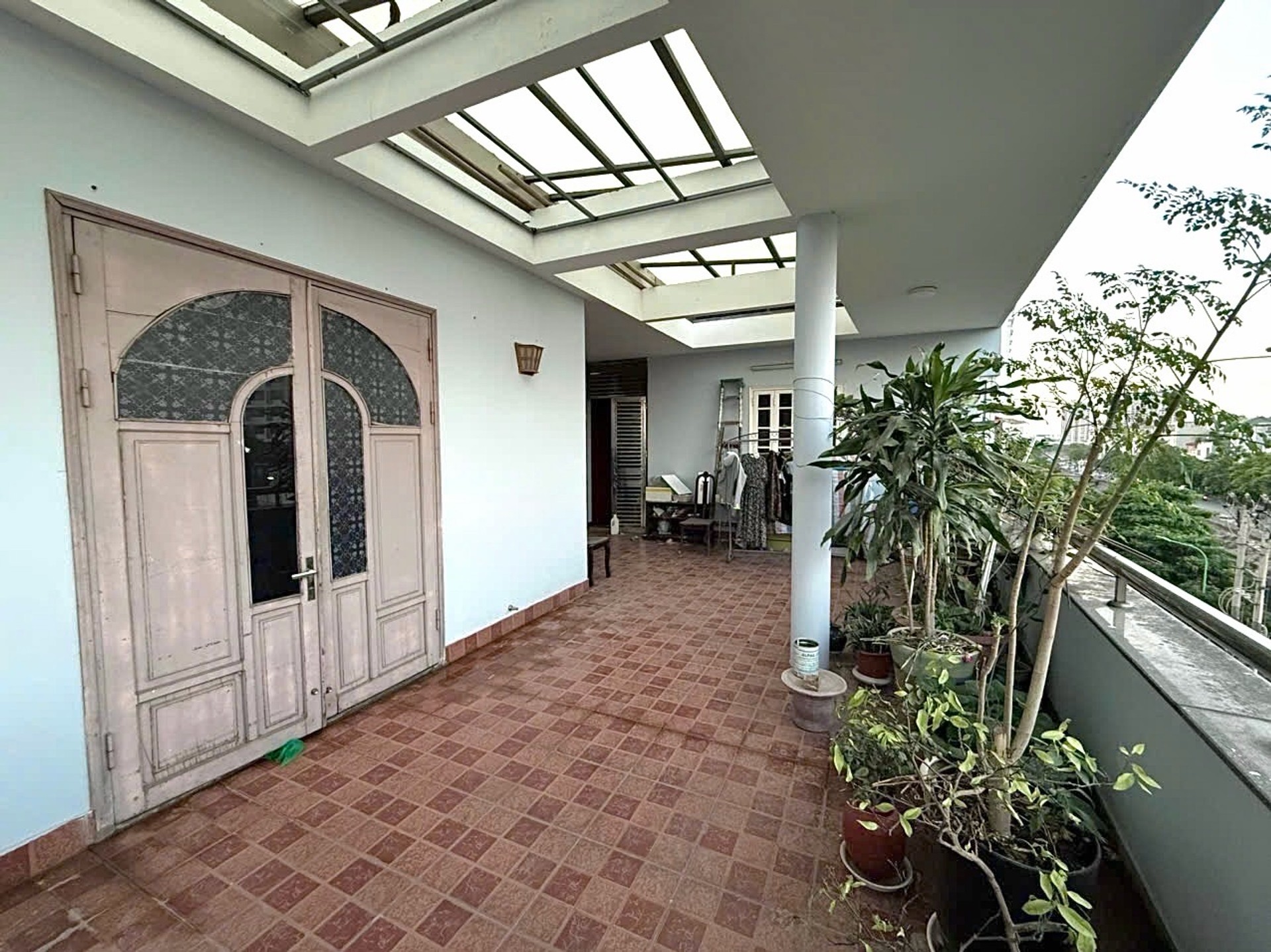 Bán nhà Nguyễn Lân - diện tích 76m2 5 tầng - Lô góc, mặt phố - giá 37,6 tỷ