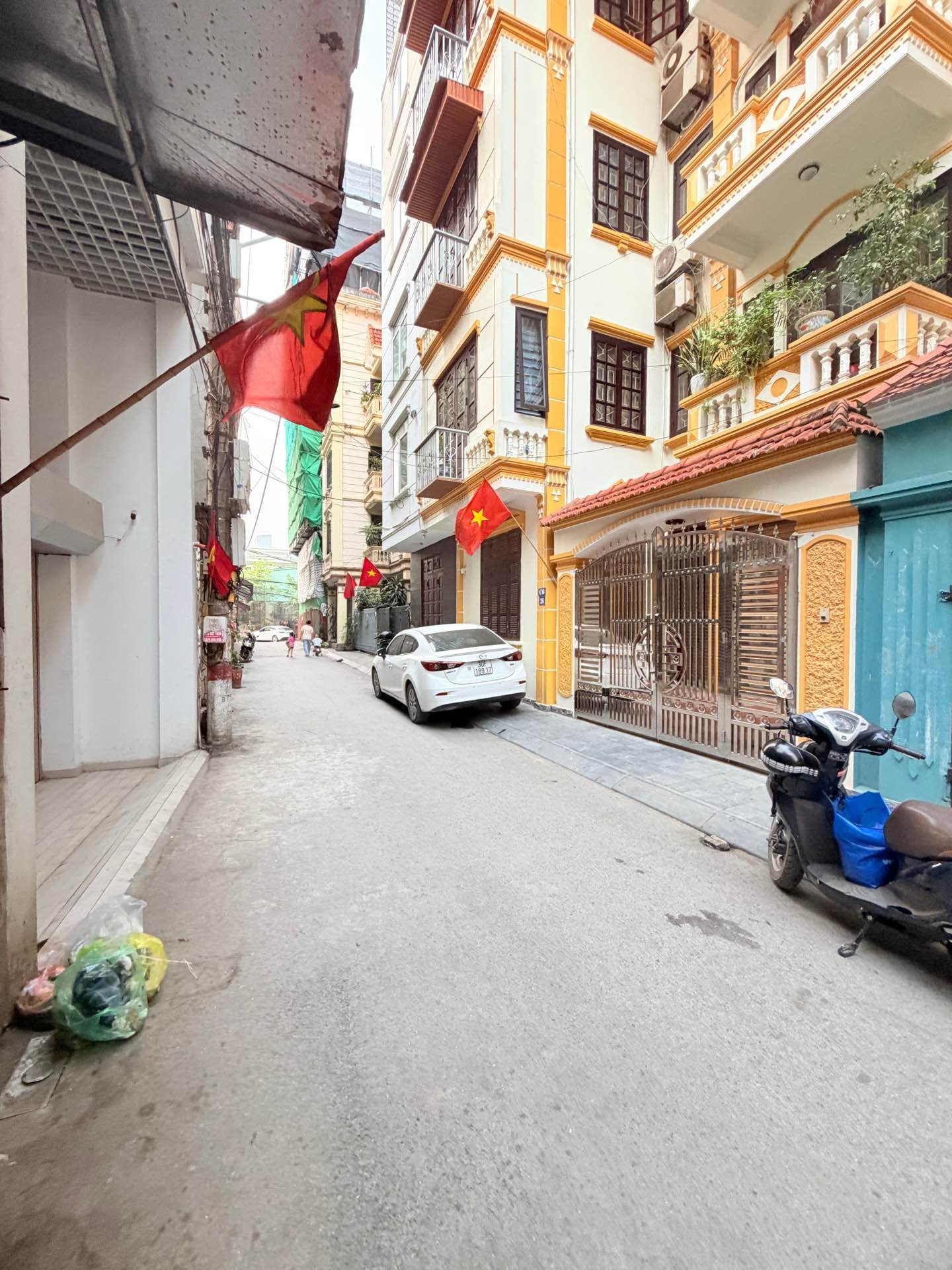 Bán nhà Kim Giang - diện tích 65m2 1 tầng - Ngõ ô tô tránh, kinh doanh sầm uất - giá 19,5 tỷ