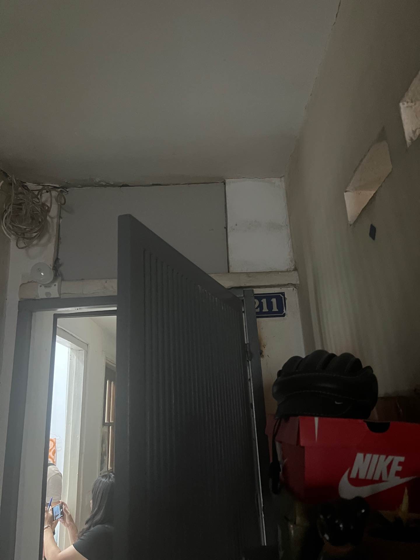 Bán nhà Kim Ngưu - diện tích 80m2 2 tầng - Ô tô đỗ cửa - giá 4,8 tỷ